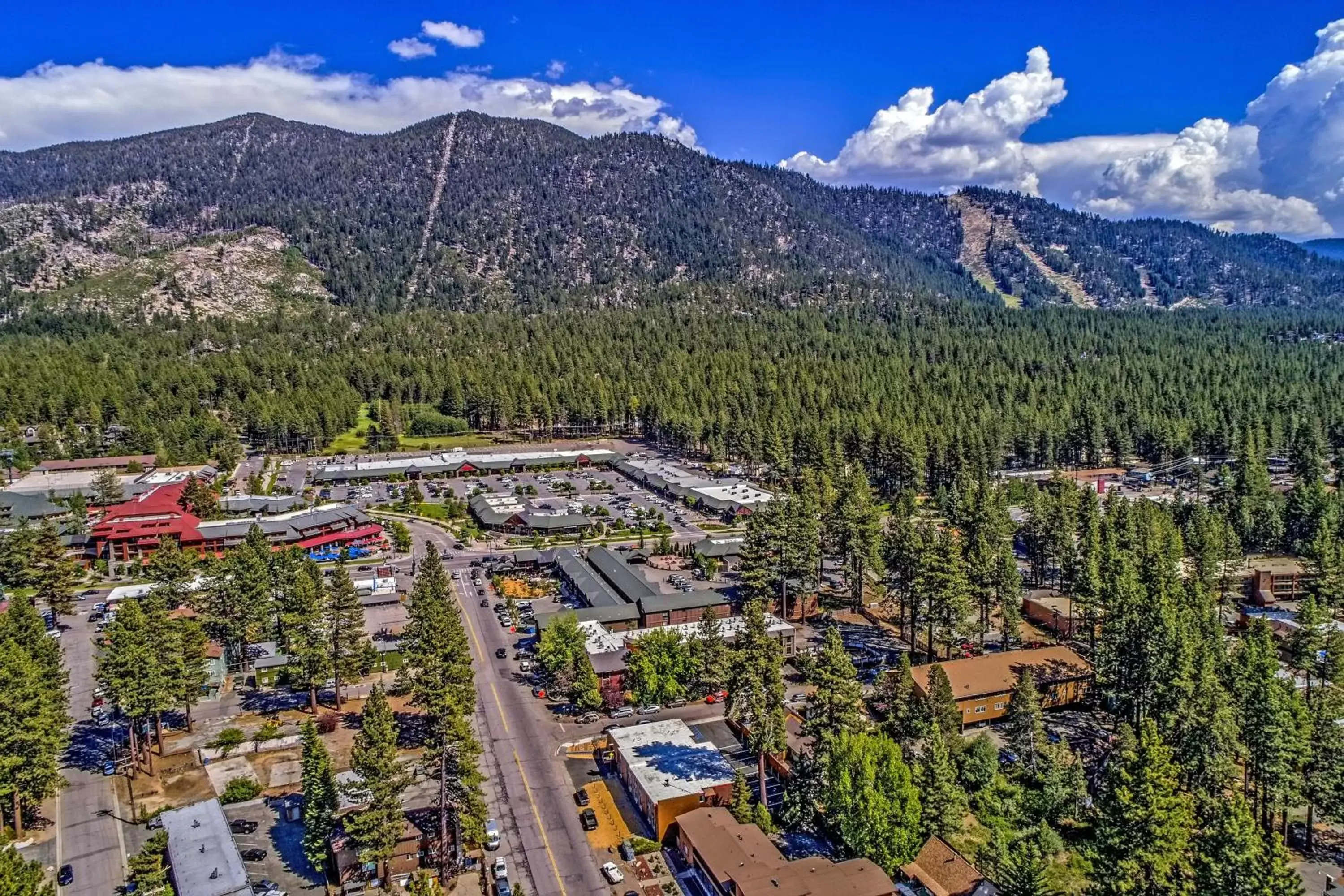 Bird's eye view, Bird's-eye View in The Elet Hotel