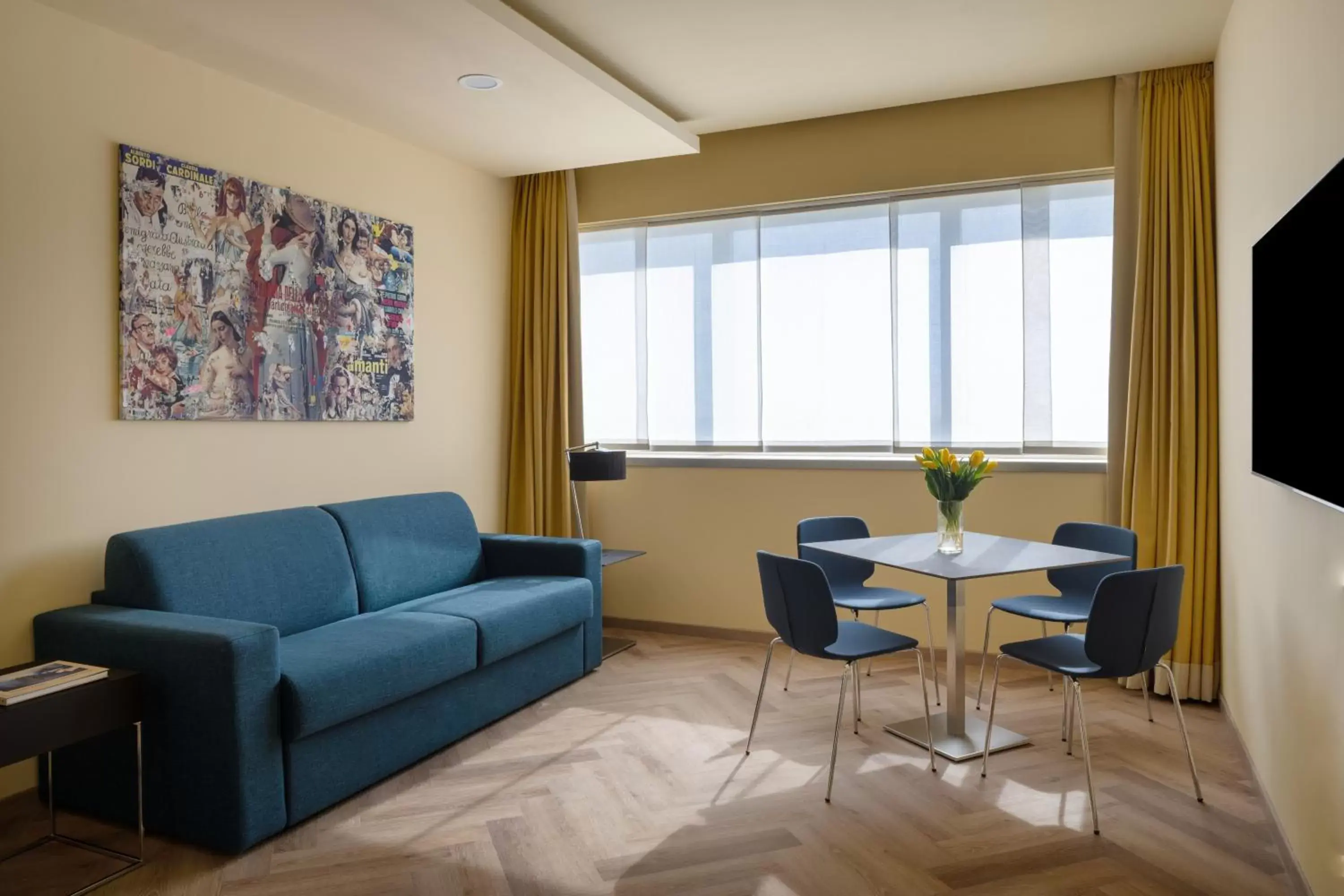 Living room, Seating Area in UNAHOTELS Malpensa