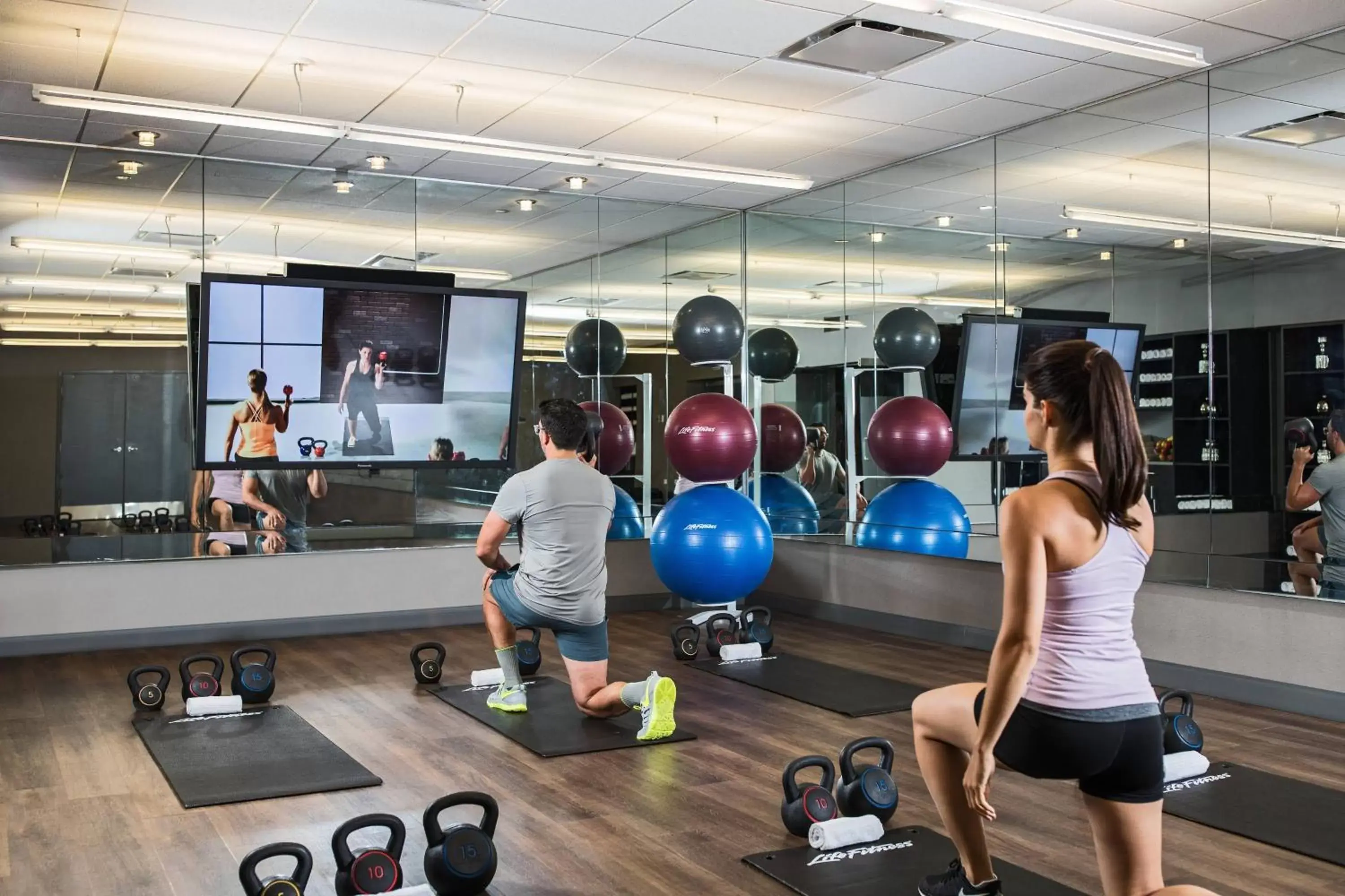 Fitness centre/facilities, Fitness Center/Facilities in Chicago Marriott Downtown Magnificent Mile