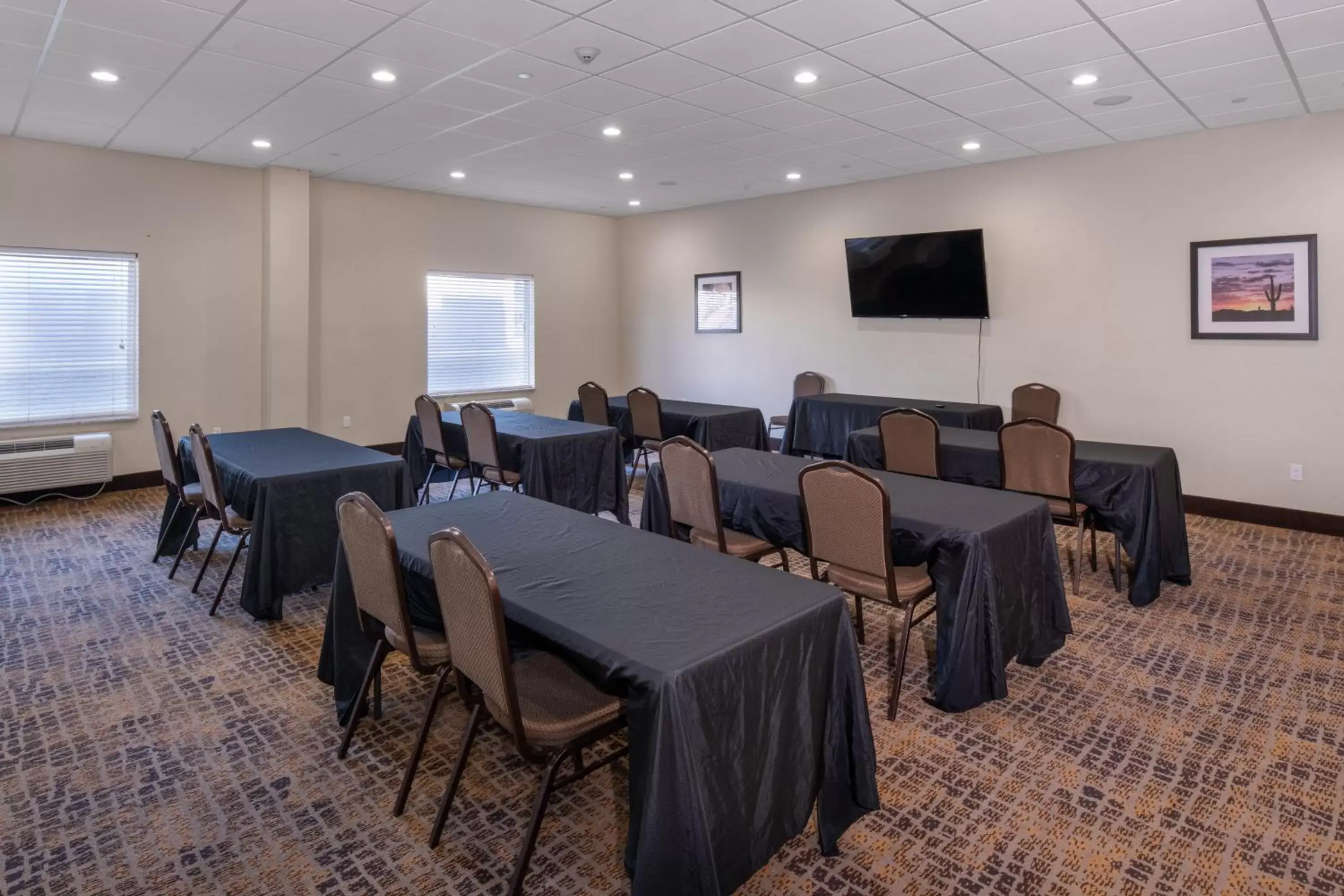 Meeting/conference room in Home Away Kitchen Suites Enid