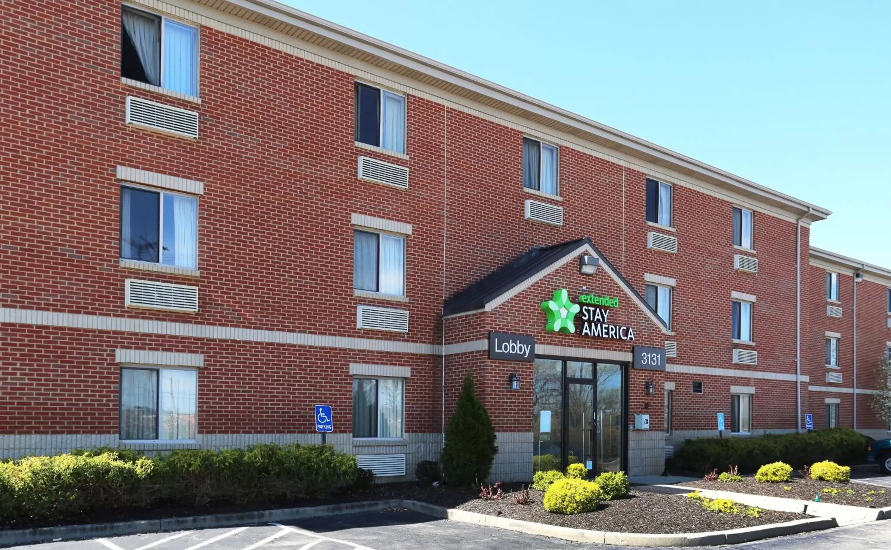 Property building in Extended Stay America Suites - Dayton - Fairborn