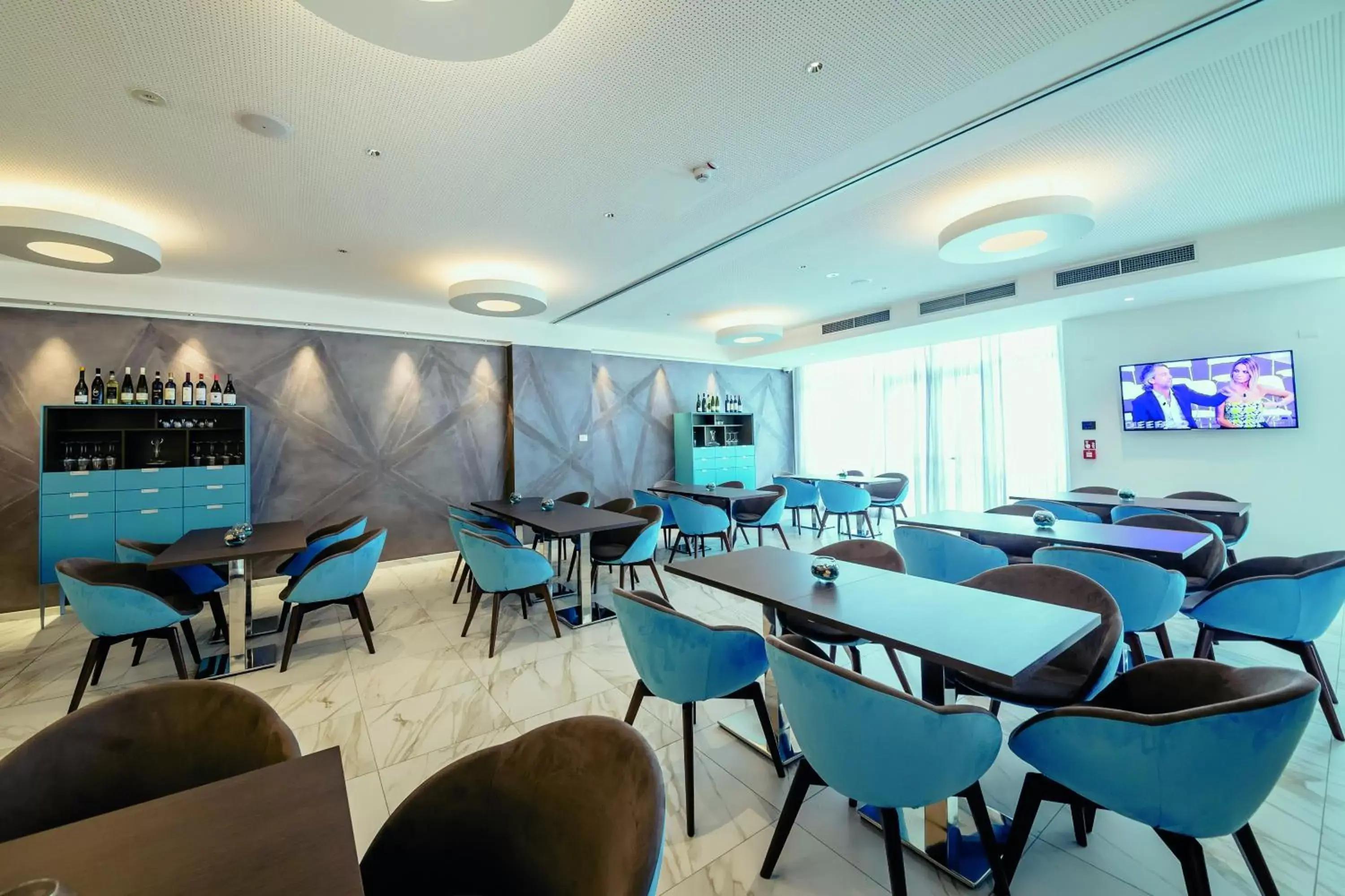 Restaurant/places to eat in Diamante MHotel