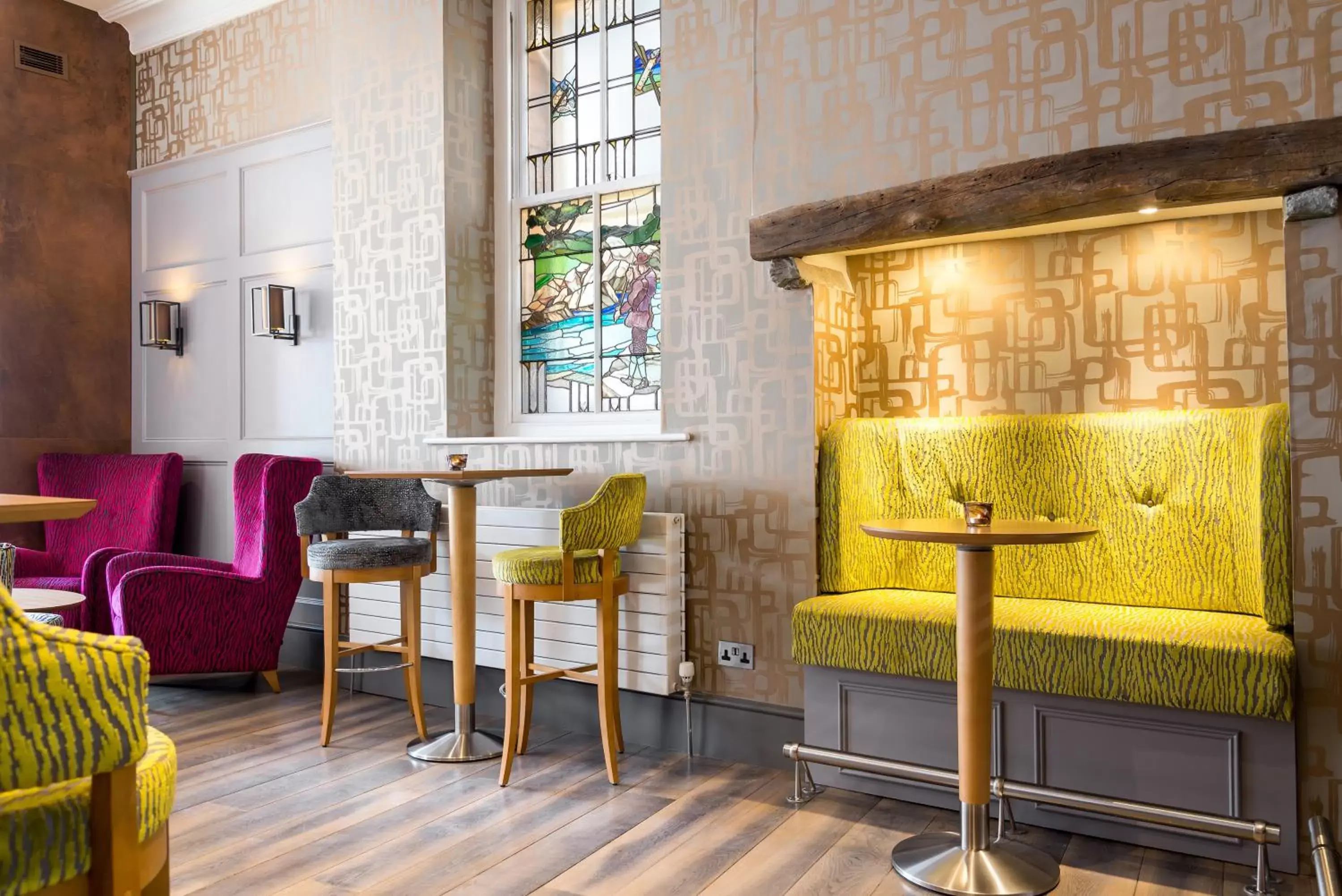 Alcoholic drinks, Seating Area in Inn on the Square