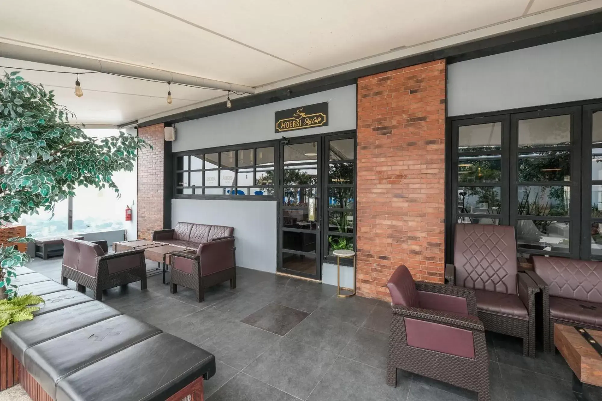 Lounge or bar in Bigland Hotel Bogor