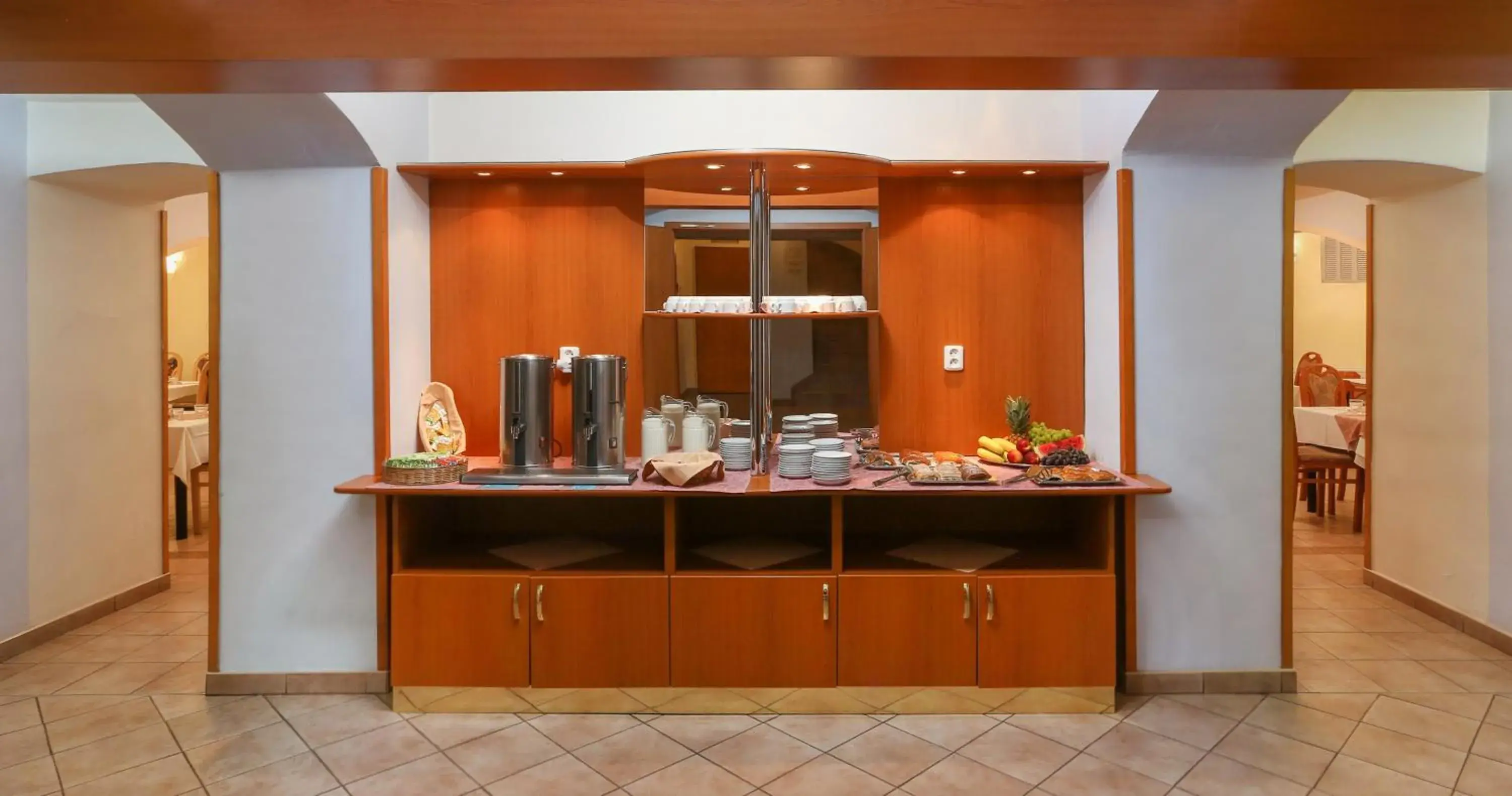 Buffet breakfast, Kitchen/Kitchenette in City Club Prague