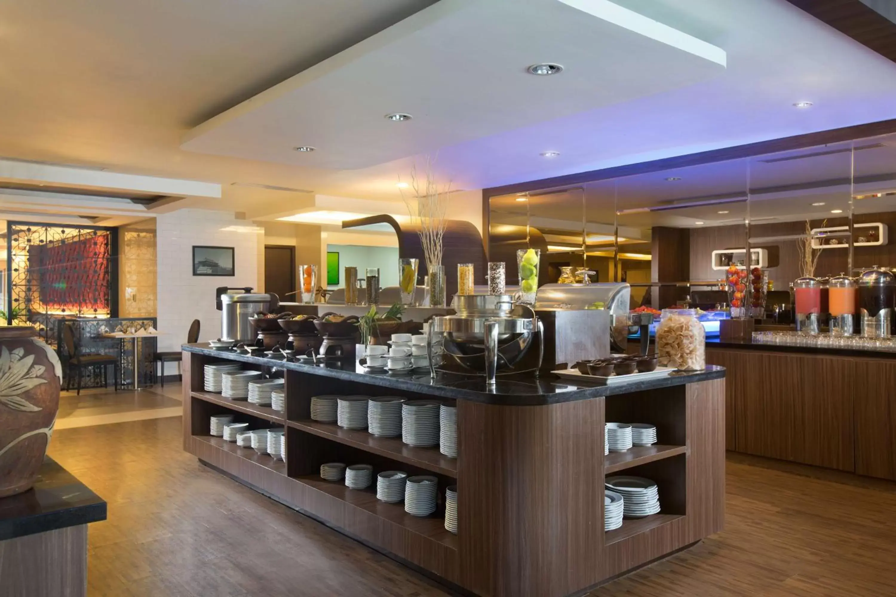 Restaurant/places to eat in BW Kemayoran Hotel & Convention Powered by Archipelago Restaurant/places to eat in BW Kemayoran Hotel & Convention Powered by Archipelago