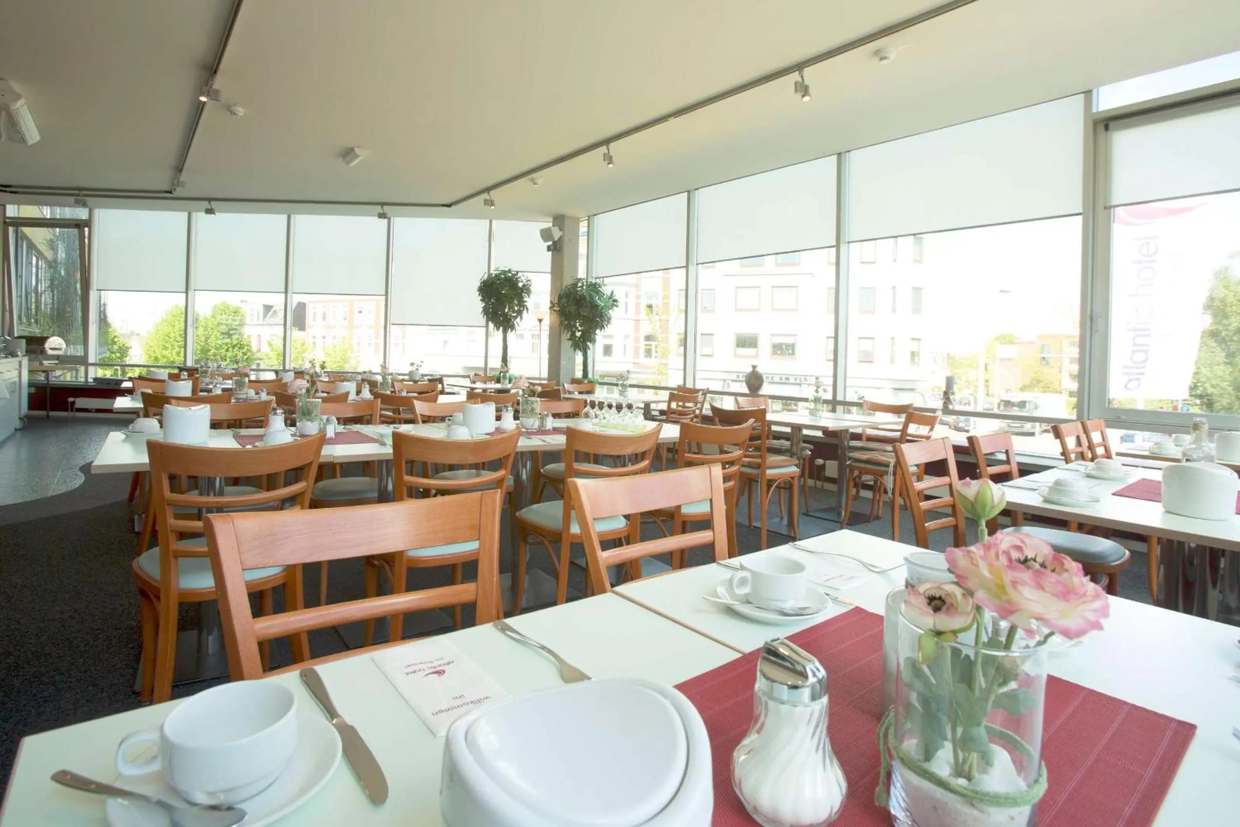 Restaurant/places to eat in Atlantic Hotel am Floetenkiel