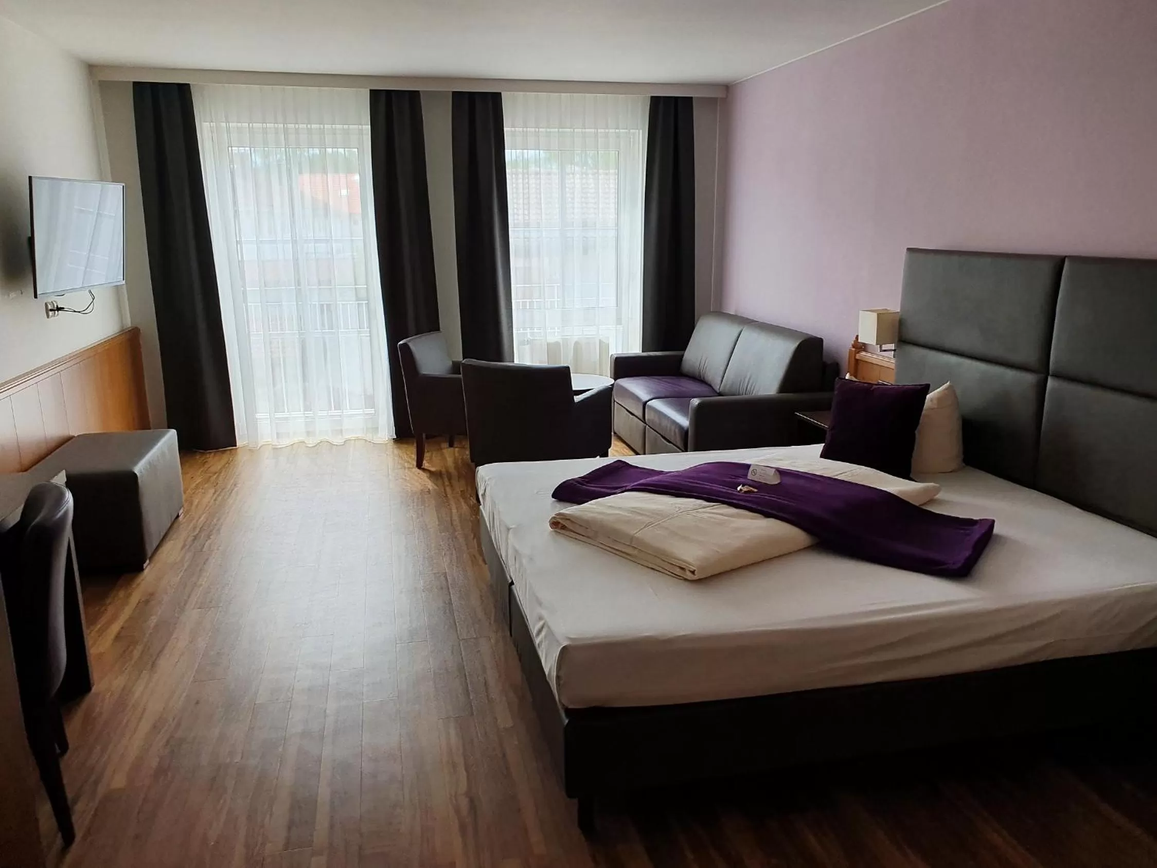 Photo of the whole room, Bed in Boutique Hotel Beckenlehner