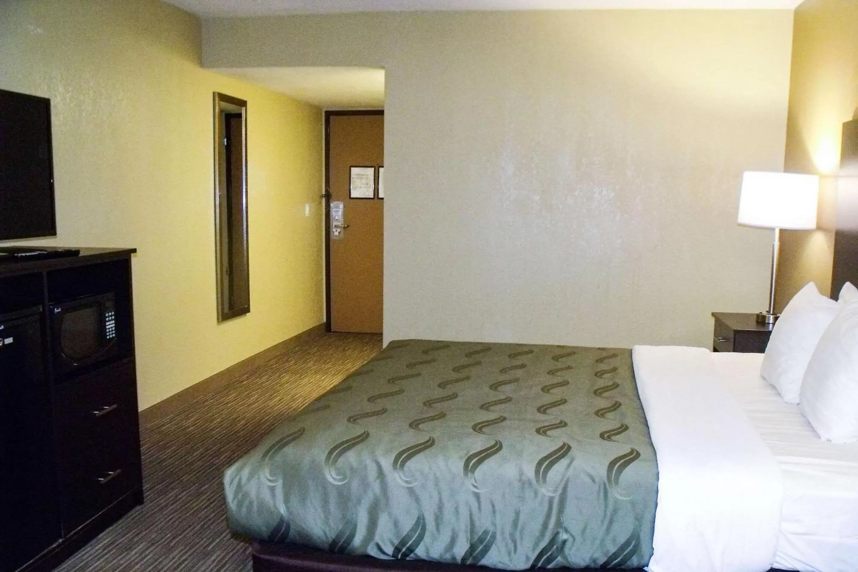 Photo of the whole room, Bed in Quality Inn Winslow I-40