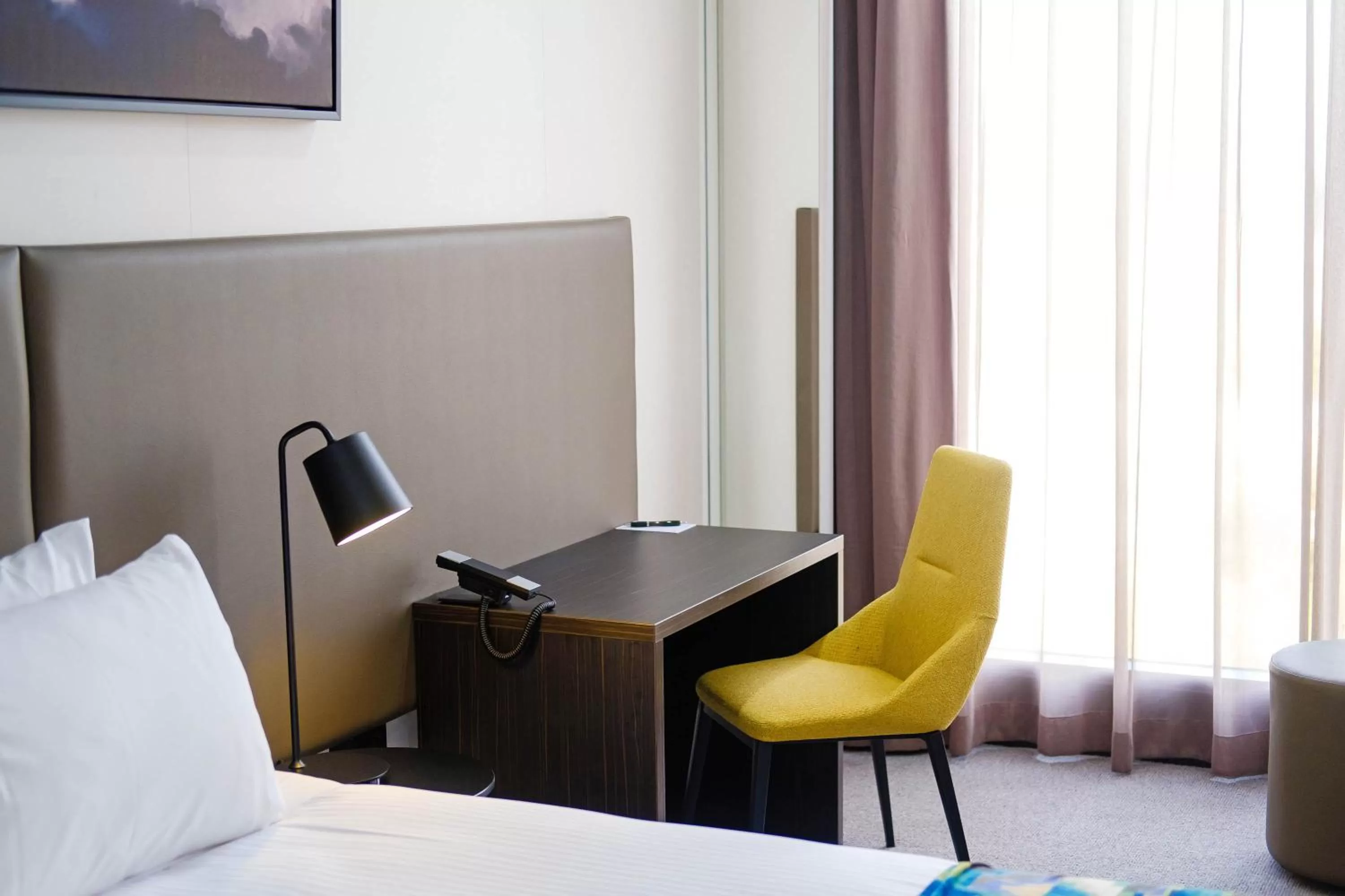 Bedroom, Bed in Mantra Albury