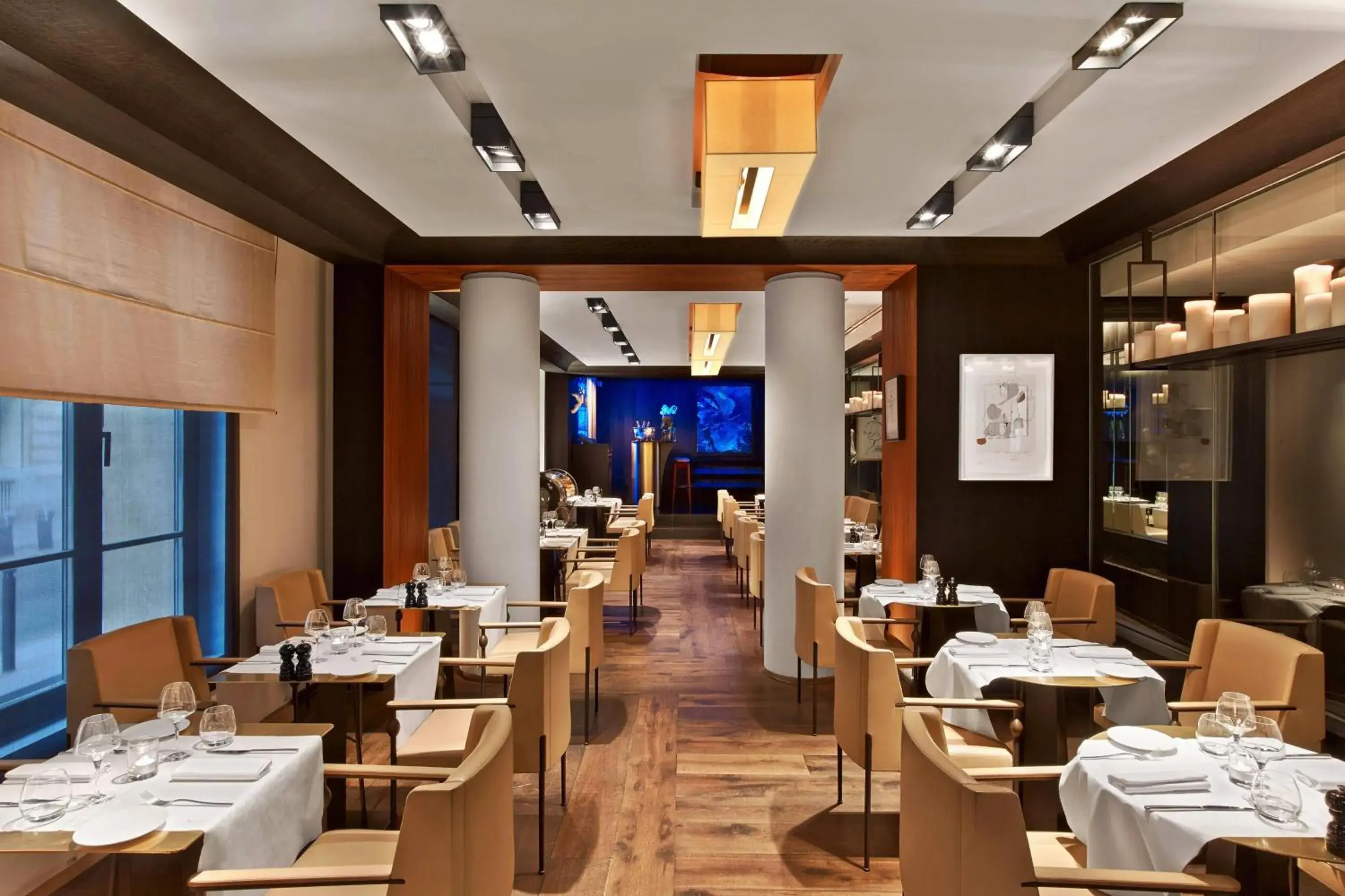 Restaurant/Places to Eat in Le Metropolitan a Tribute Portfolio Hotel Paris