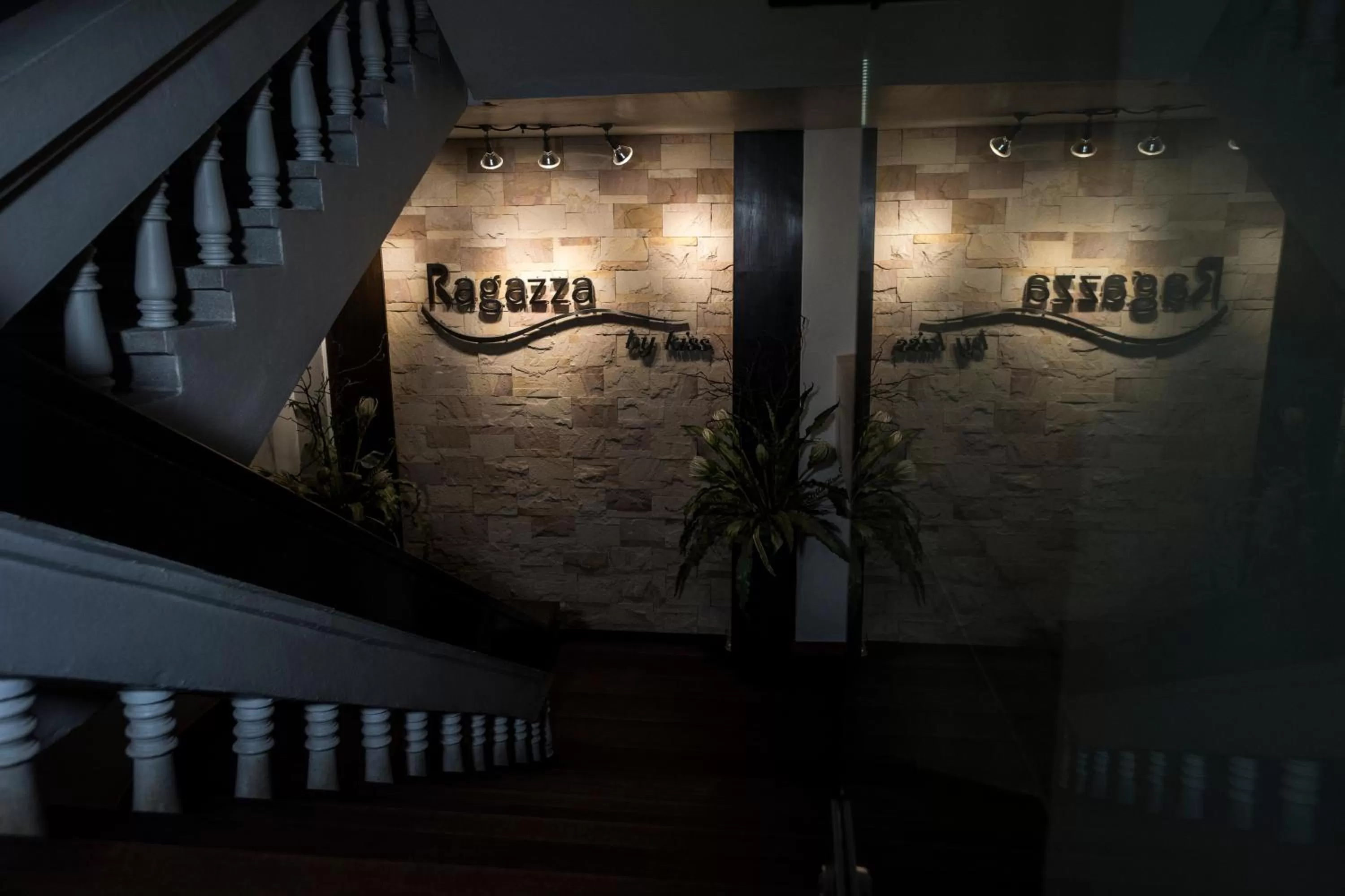 Kiss Gardenhome Chic Hotel