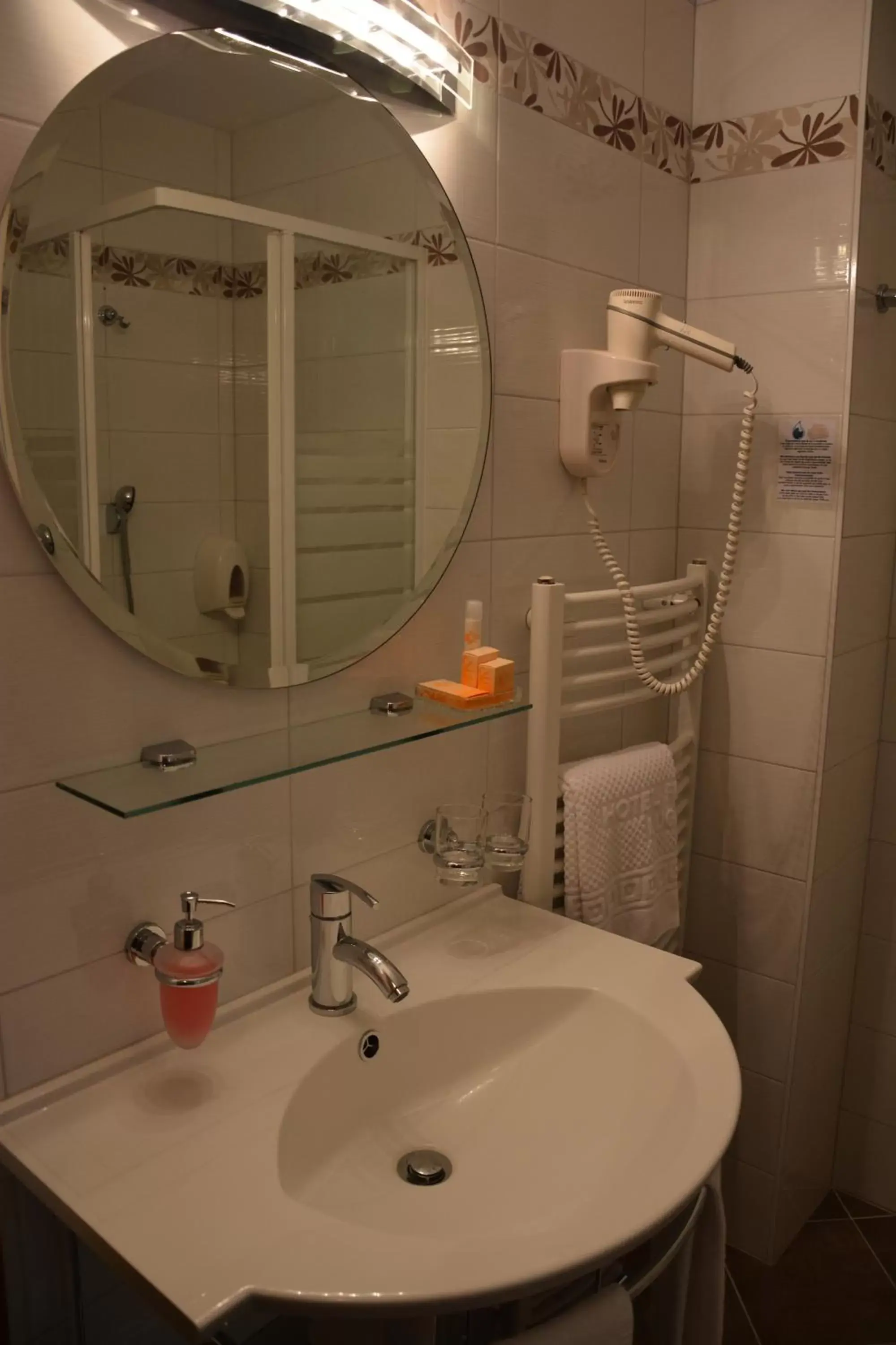 Bathroom in Hotel Federale