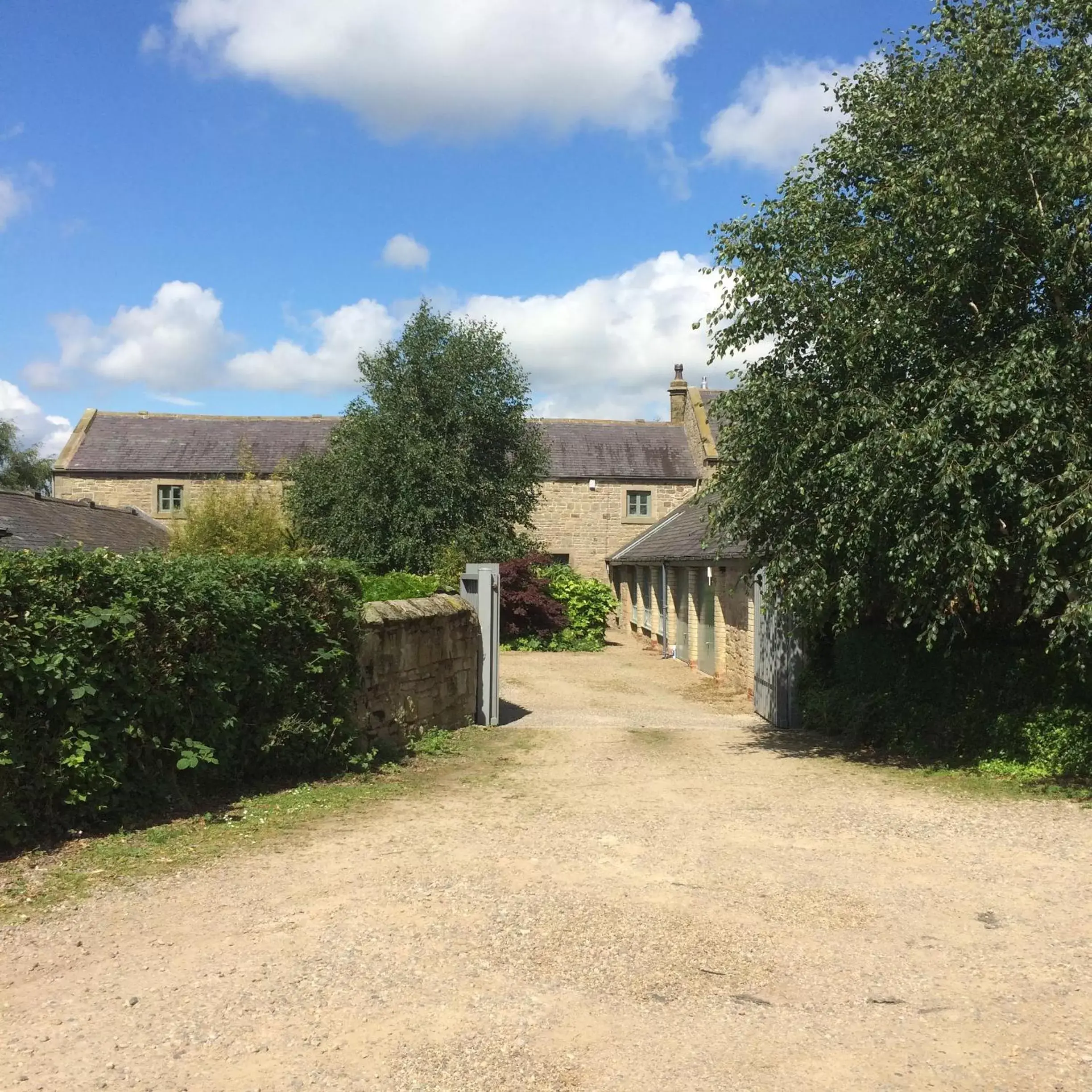 Facade/entrance, Garden in Hemples Lodge