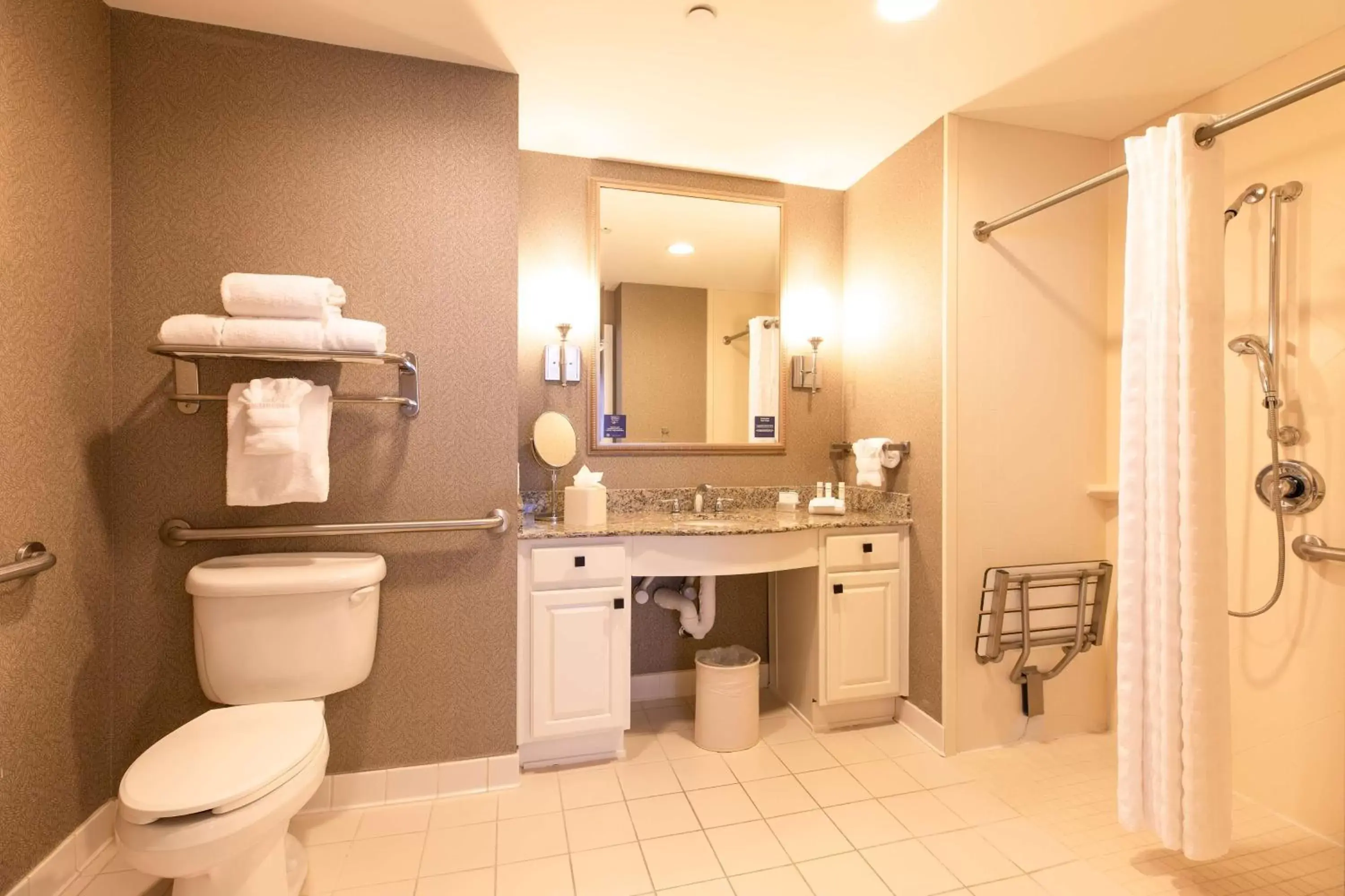 Bathroom in Homewood Suites by Hilton Palm Beach Gardens