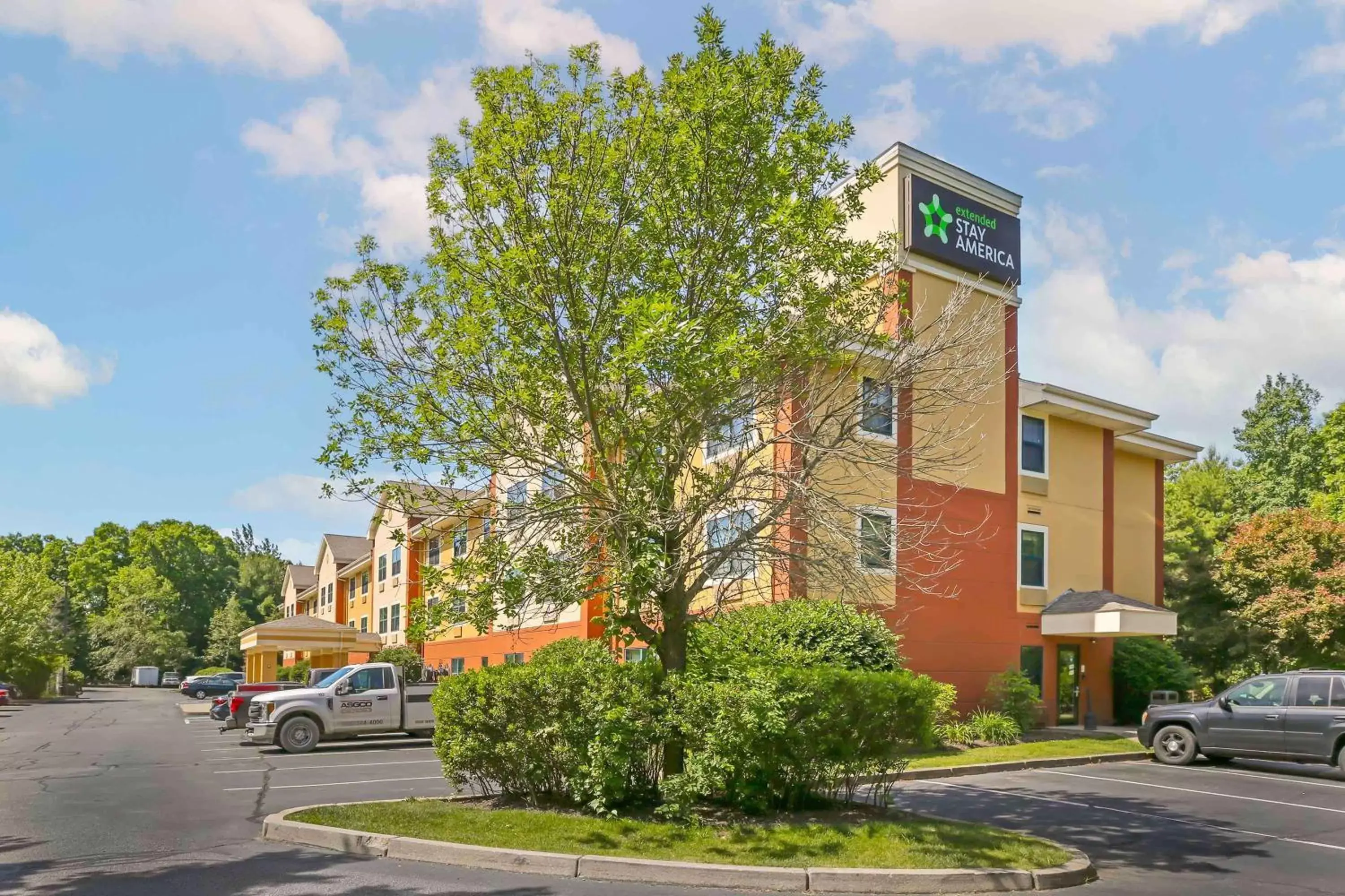 Property Building in Extended Stay America Suites - Foxboro - Norton