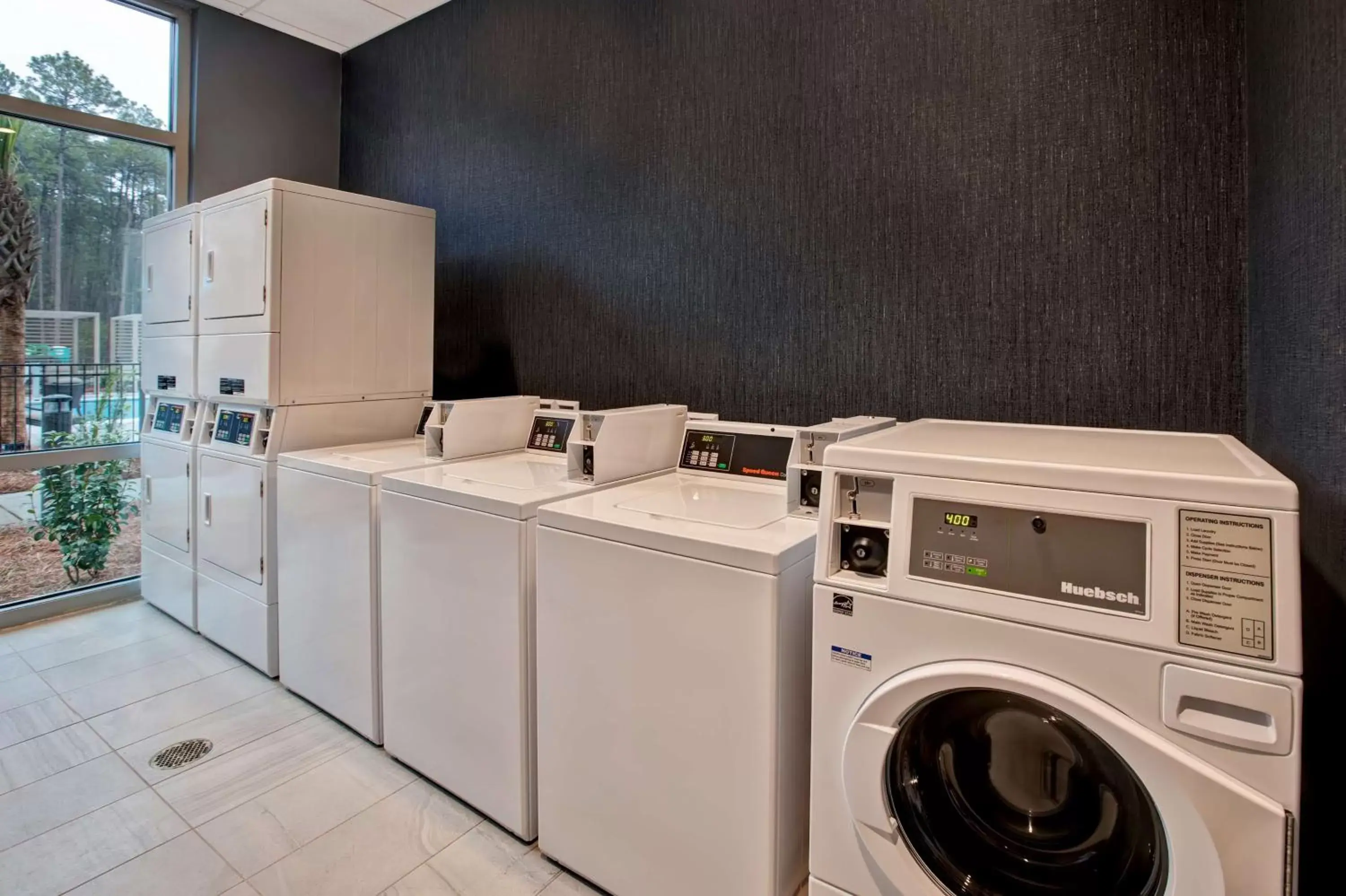 Property building, Kitchen/Kitchenette in Homewood Suites By Hilton Summerville