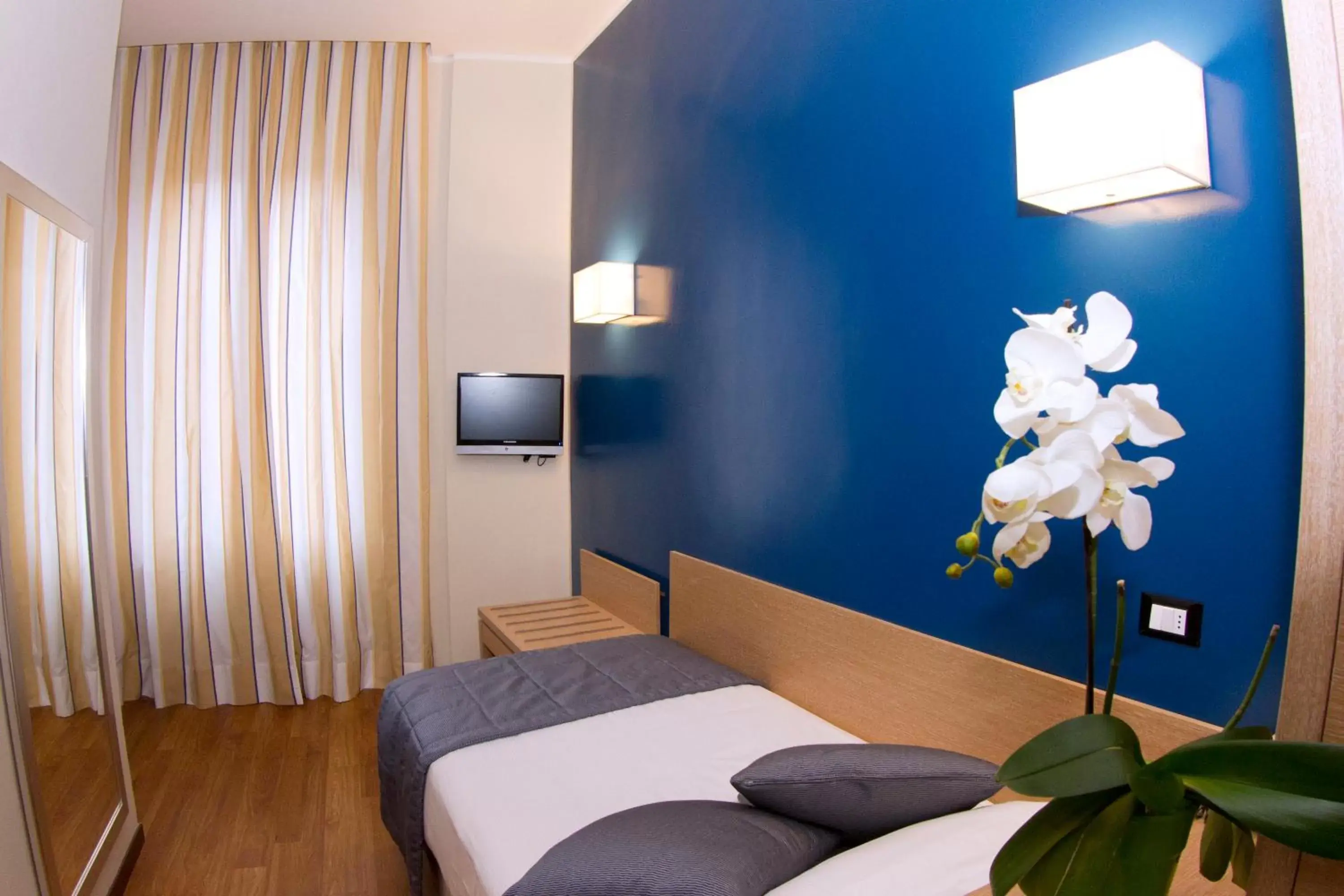 Photo of the whole room, Bed in Hotel Accademia Photo of the whole room, Bed in Hotel Accademia