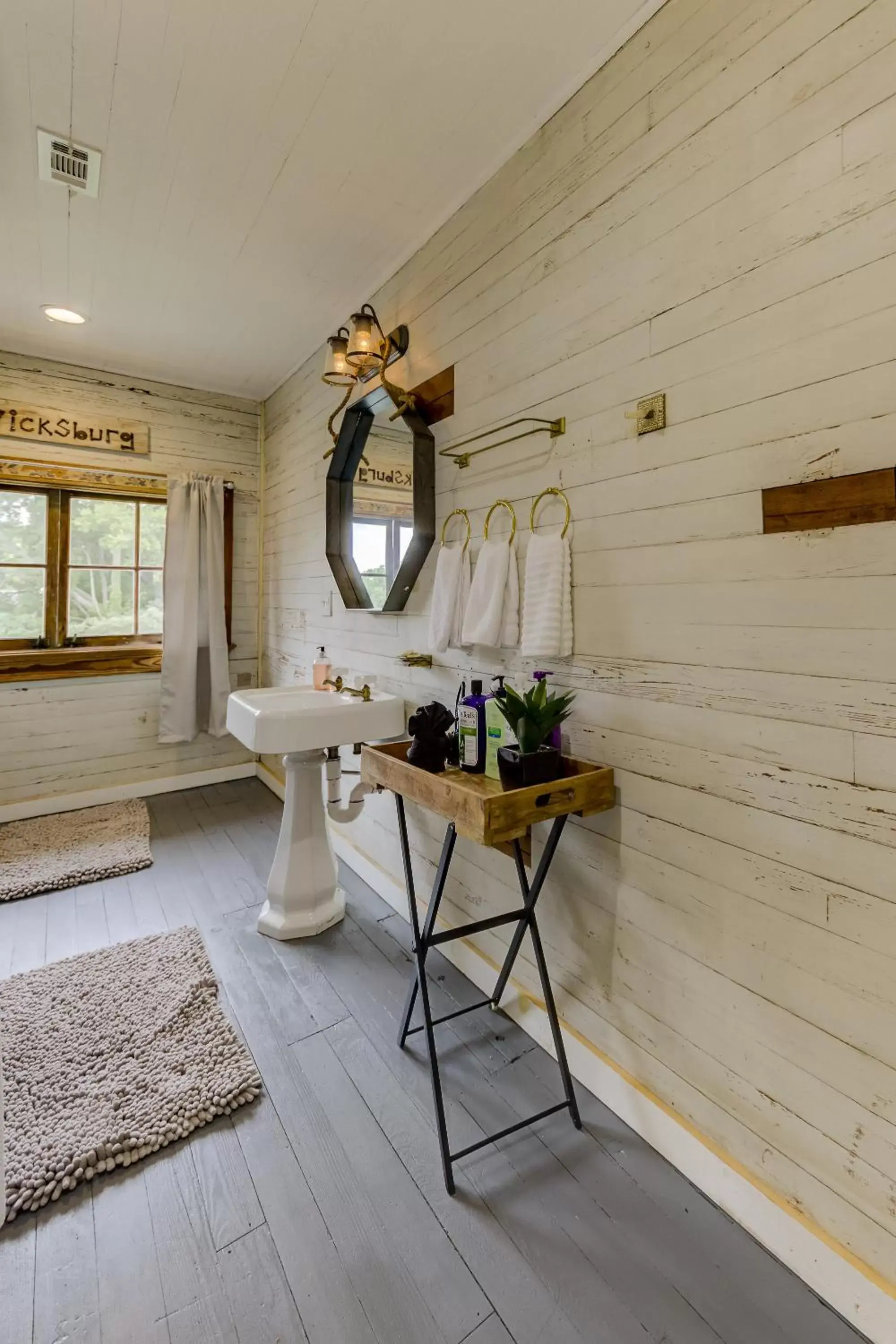 Bathroom in Oak Hall