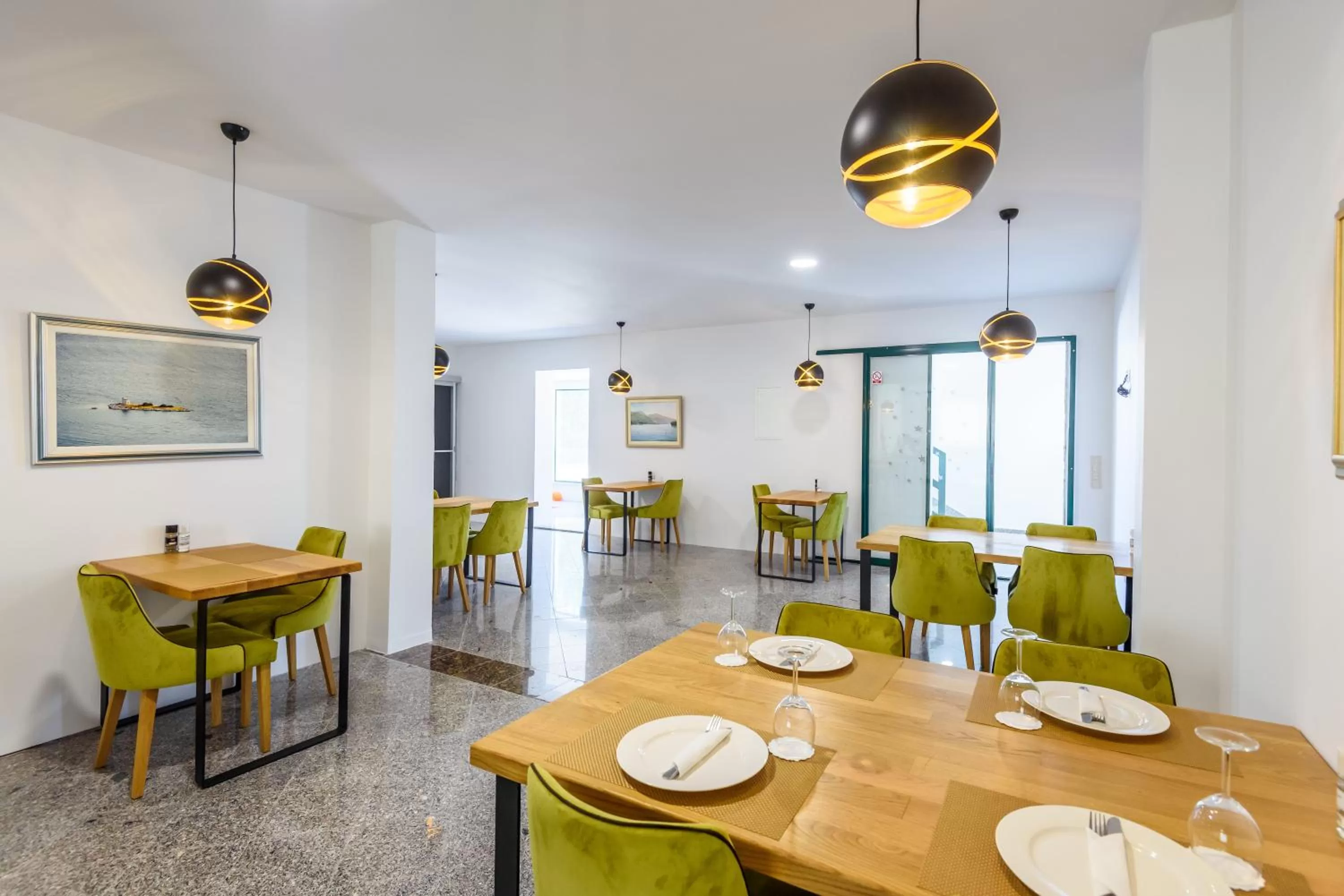 Seating area, Restaurant/Places to Eat in Boutique rooms Kican