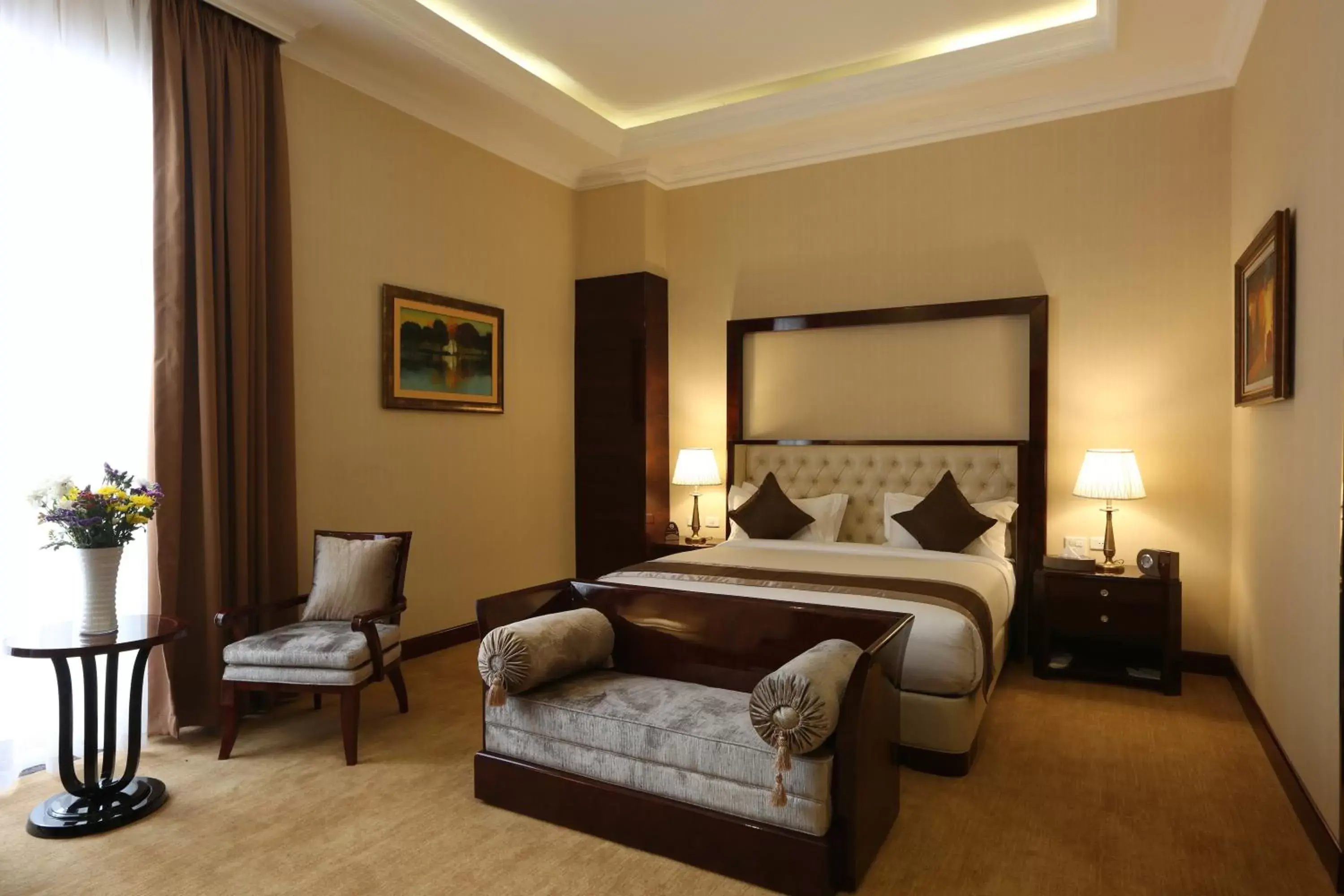 Photo of the whole room, Bed in Sapphire Addis