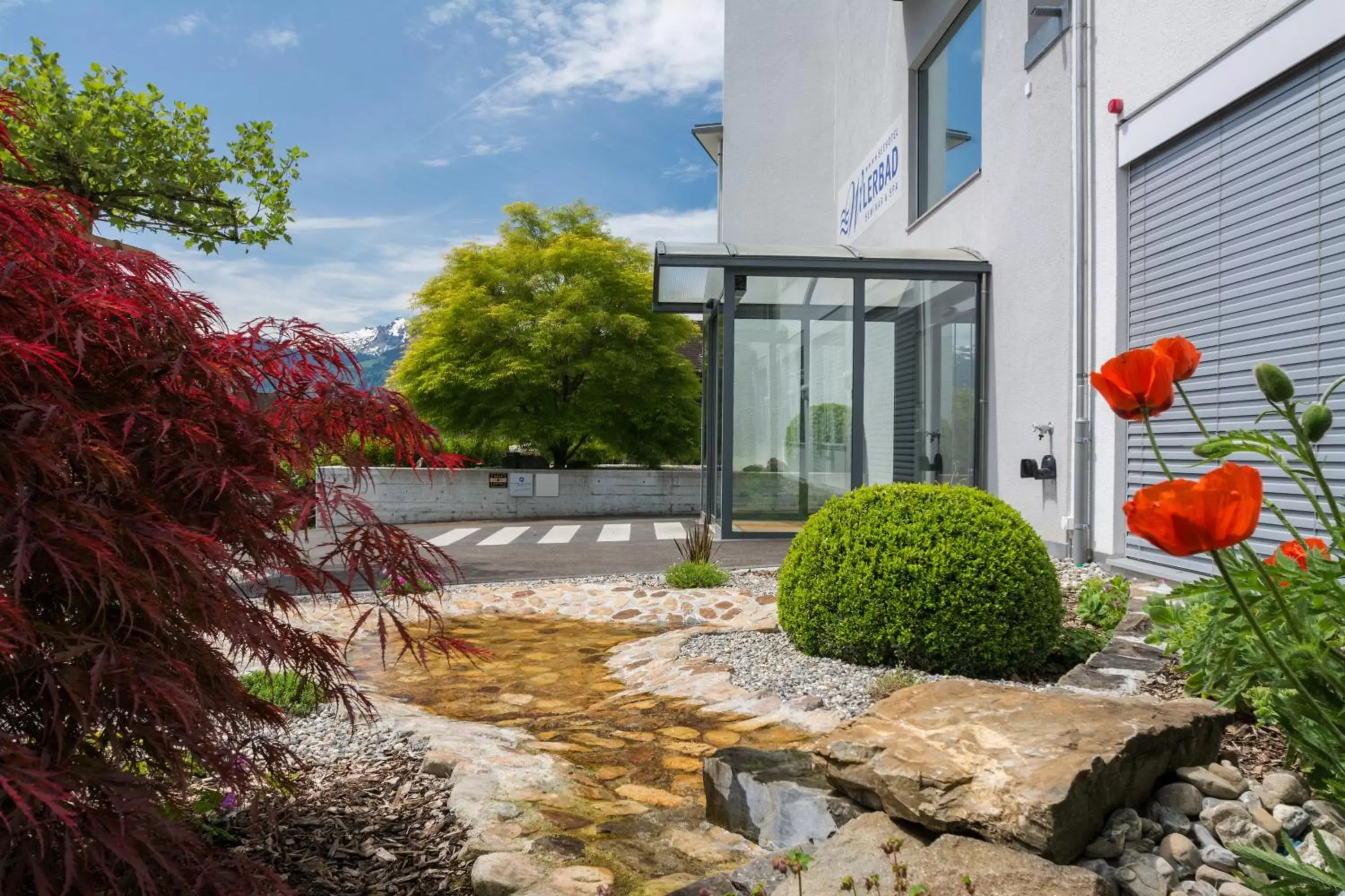 Facade/entrance, Garden in Seehotel Wilerbad Spa & Seminar