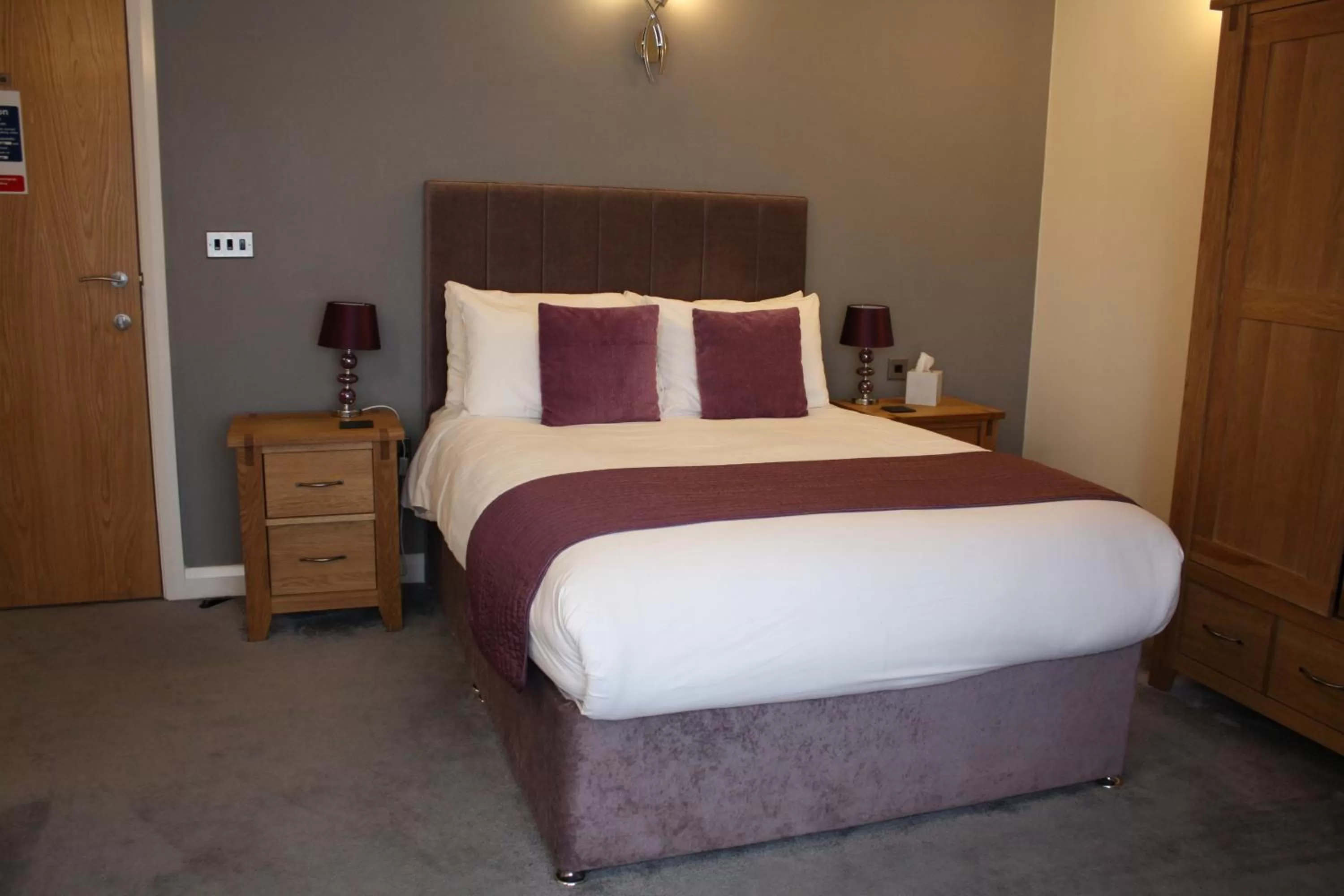 Bed in Charnock Farm Motel