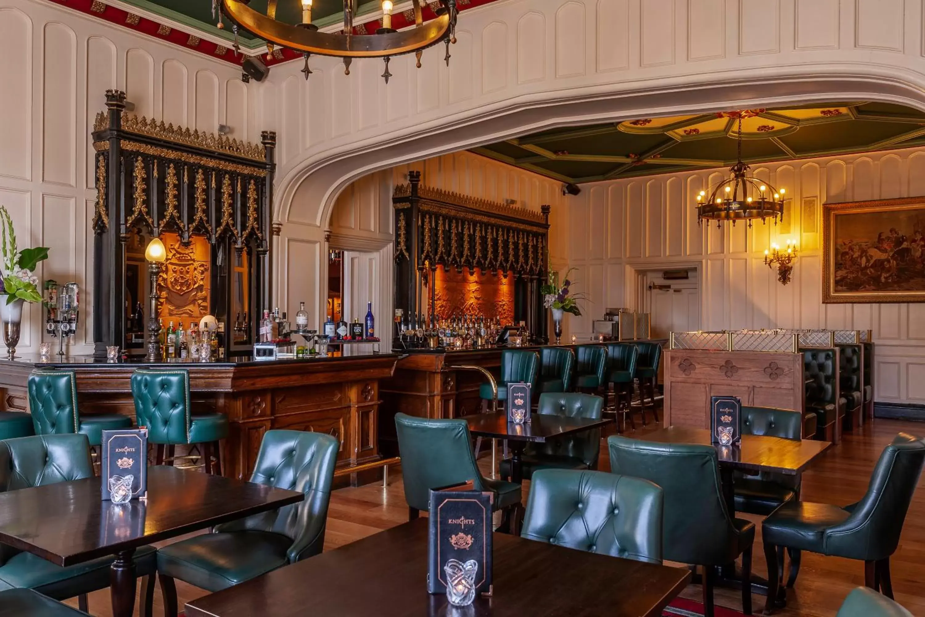 Restaurant/Places to Eat in Clontarf Castle Hotel