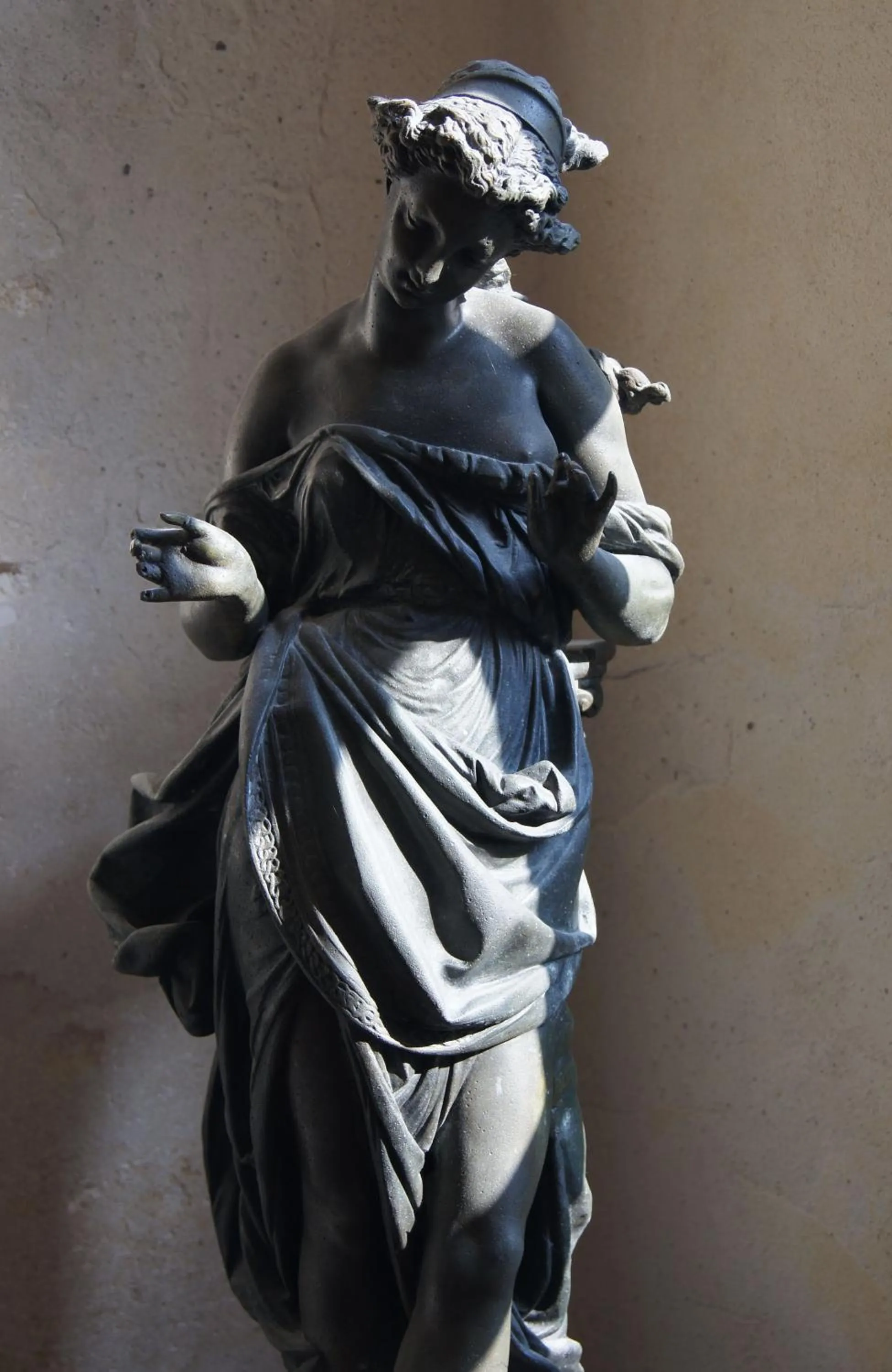 Decorative detail in La Villa Mazarin