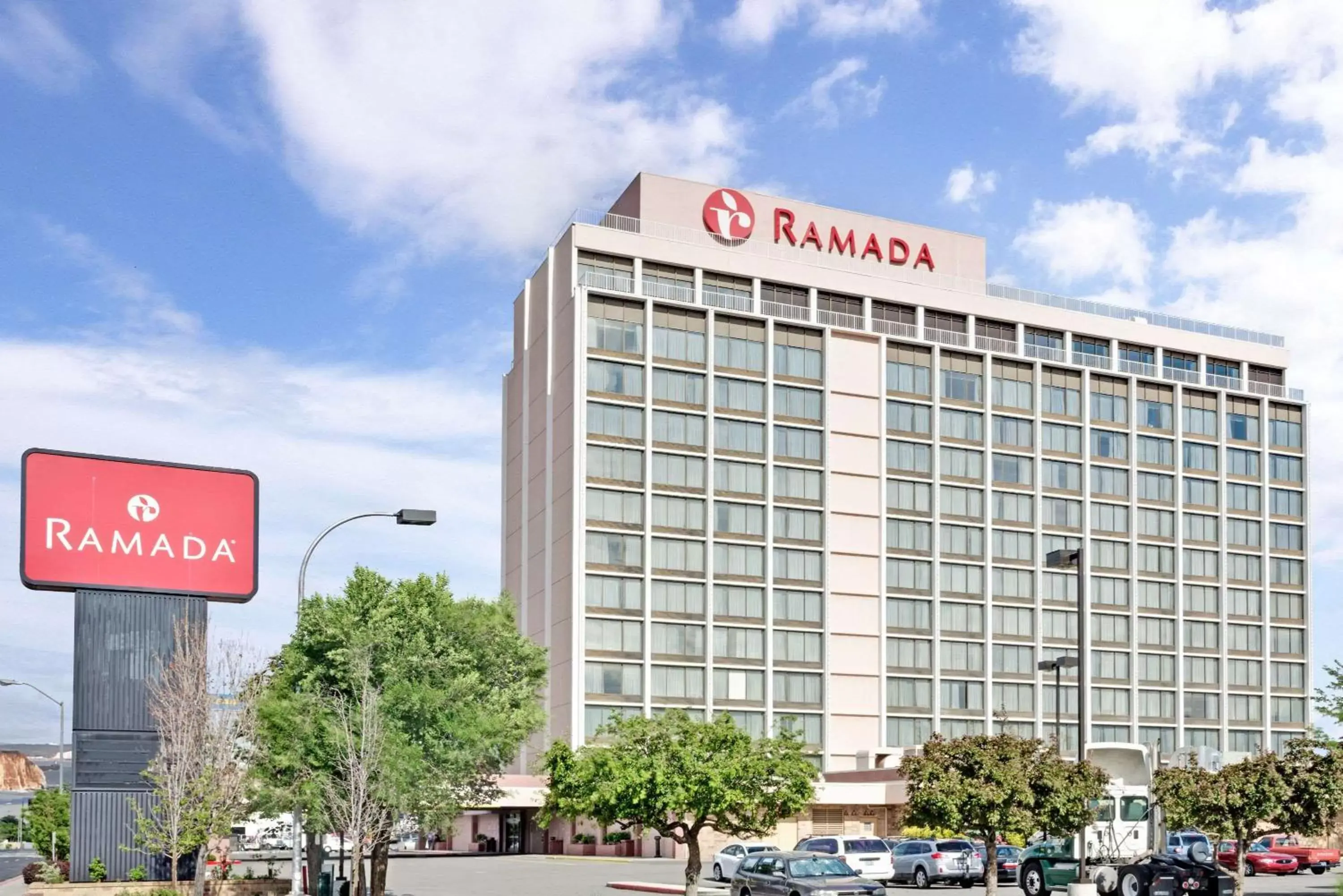 Property building in Ramada by Wyndham Reno Hotel & Casino
