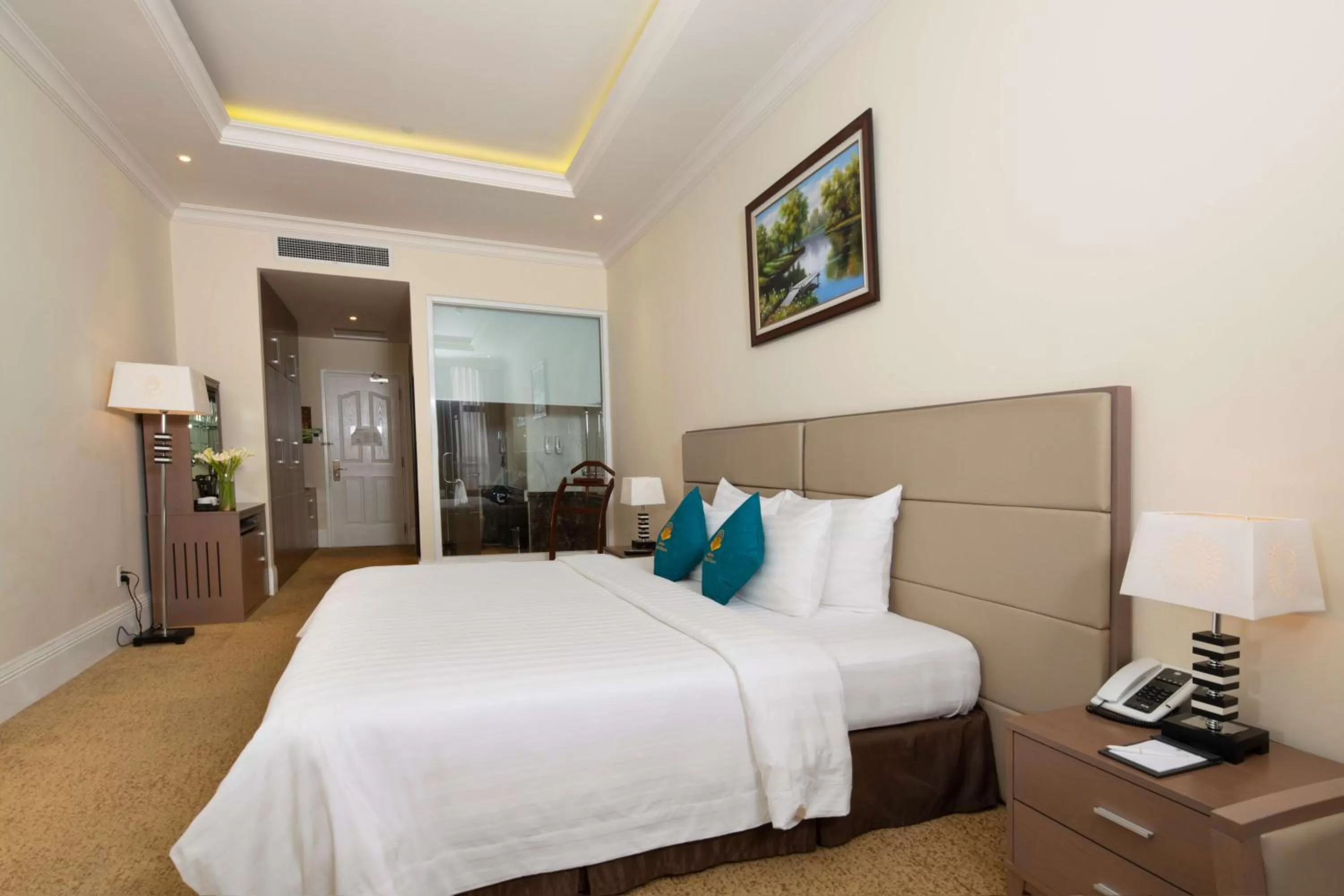 Bed in MerPerle Crystal Palace