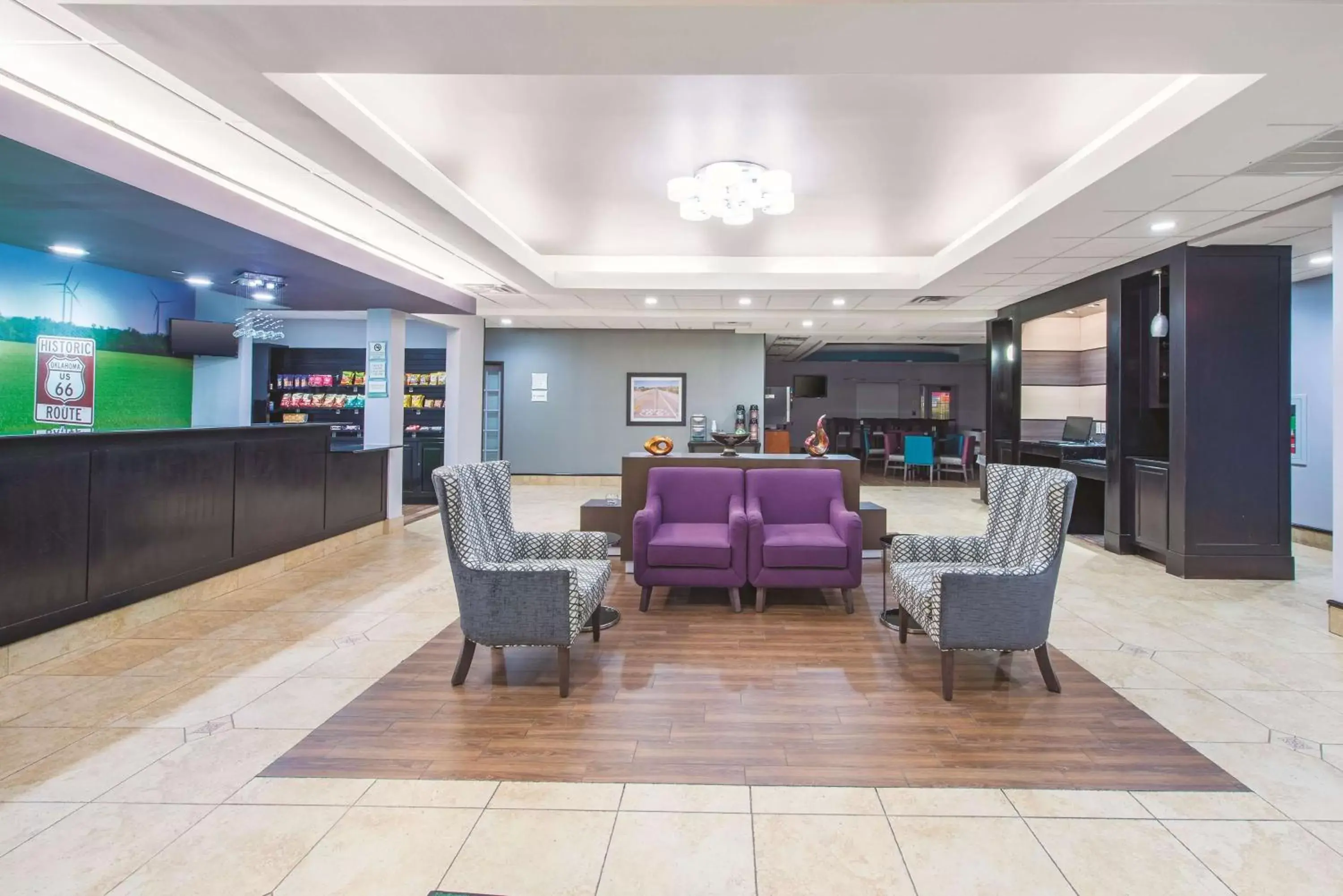 Lobby or reception, Lobby/Reception in La Quinta by Wyndham Tulsa Airport / Expo Square