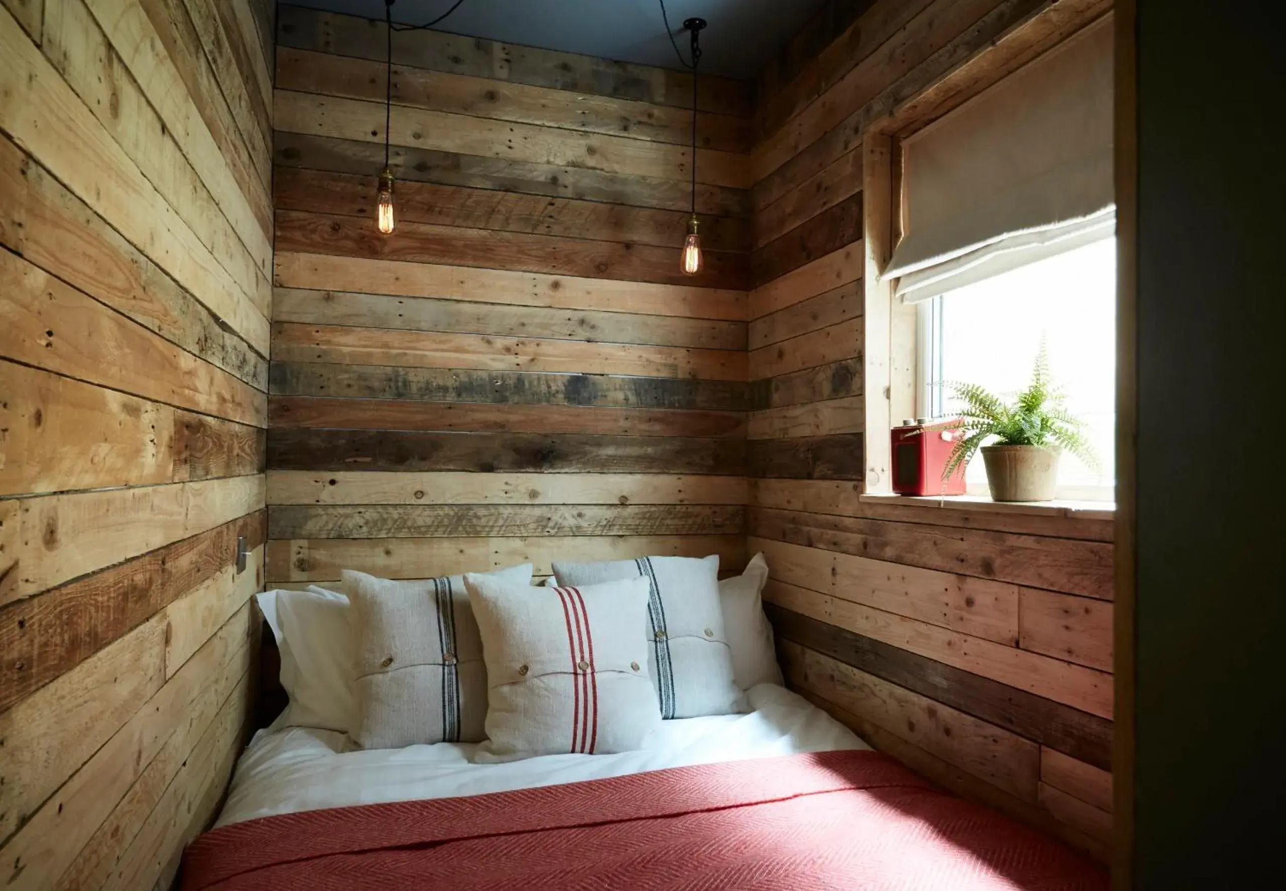 Comfort Quadruple Room in Artist Residence Brighton