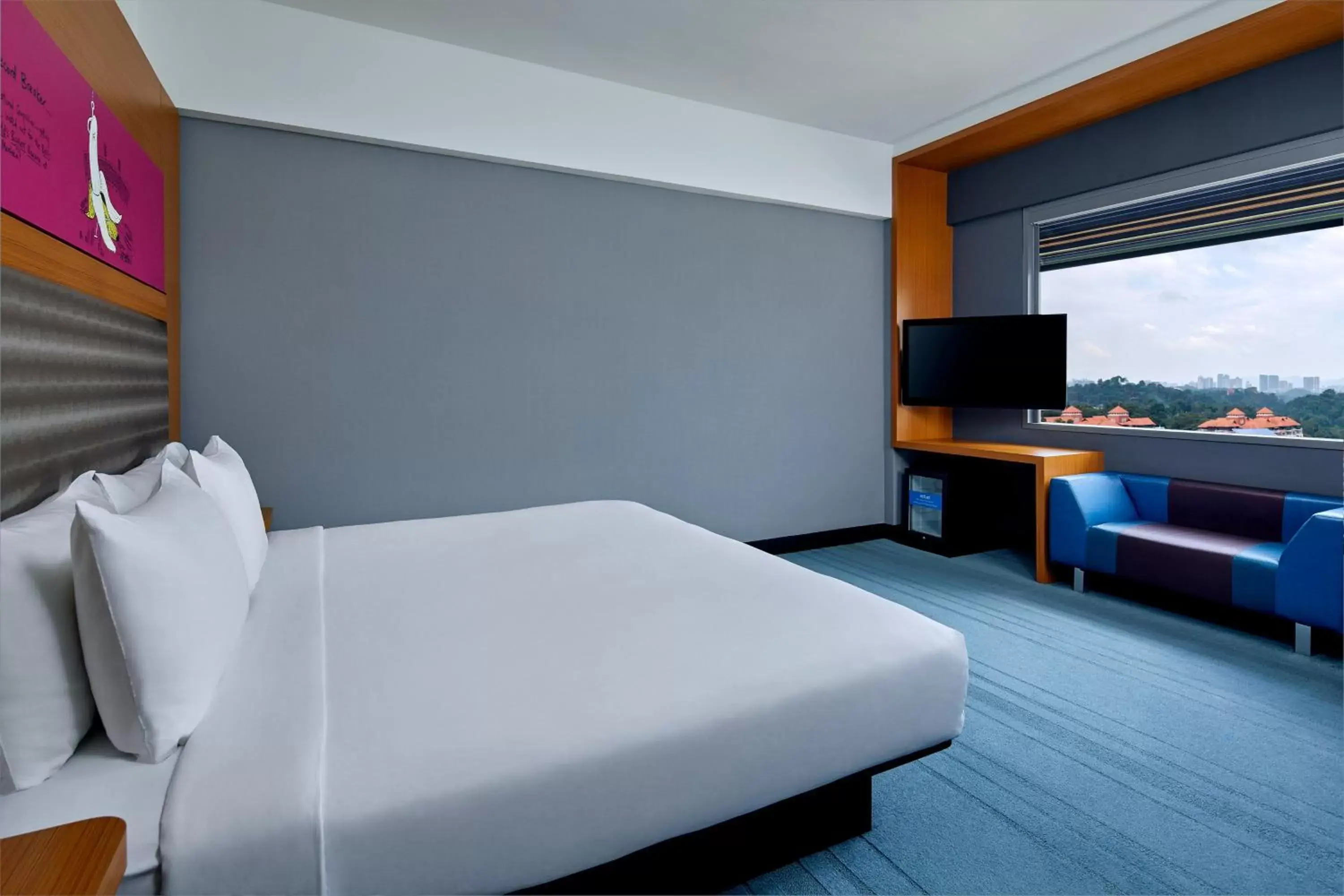 Photo of the whole room, Bed in Aloft Kuala Lumpur Sentral