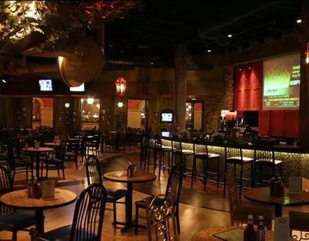 Lounge or bar in Argosy Casino & Hotel