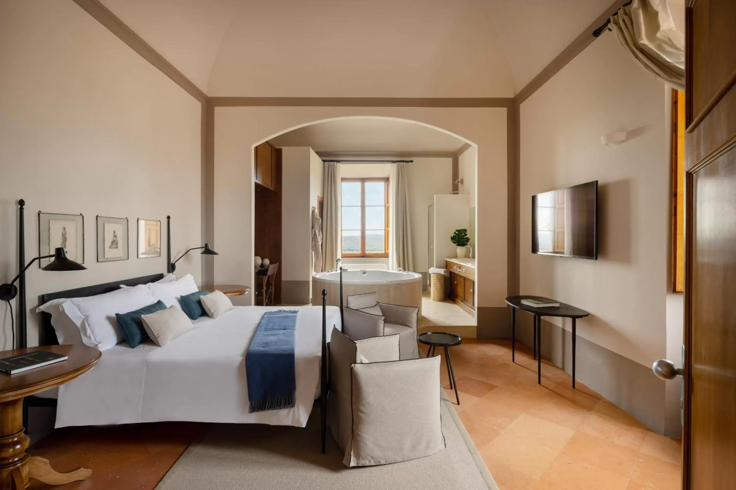 Photo of the whole room, Bed in Precise Tale Poggio Alla Sala Photo of the whole room, Bed in Precise Tale Poggio Alla Sala