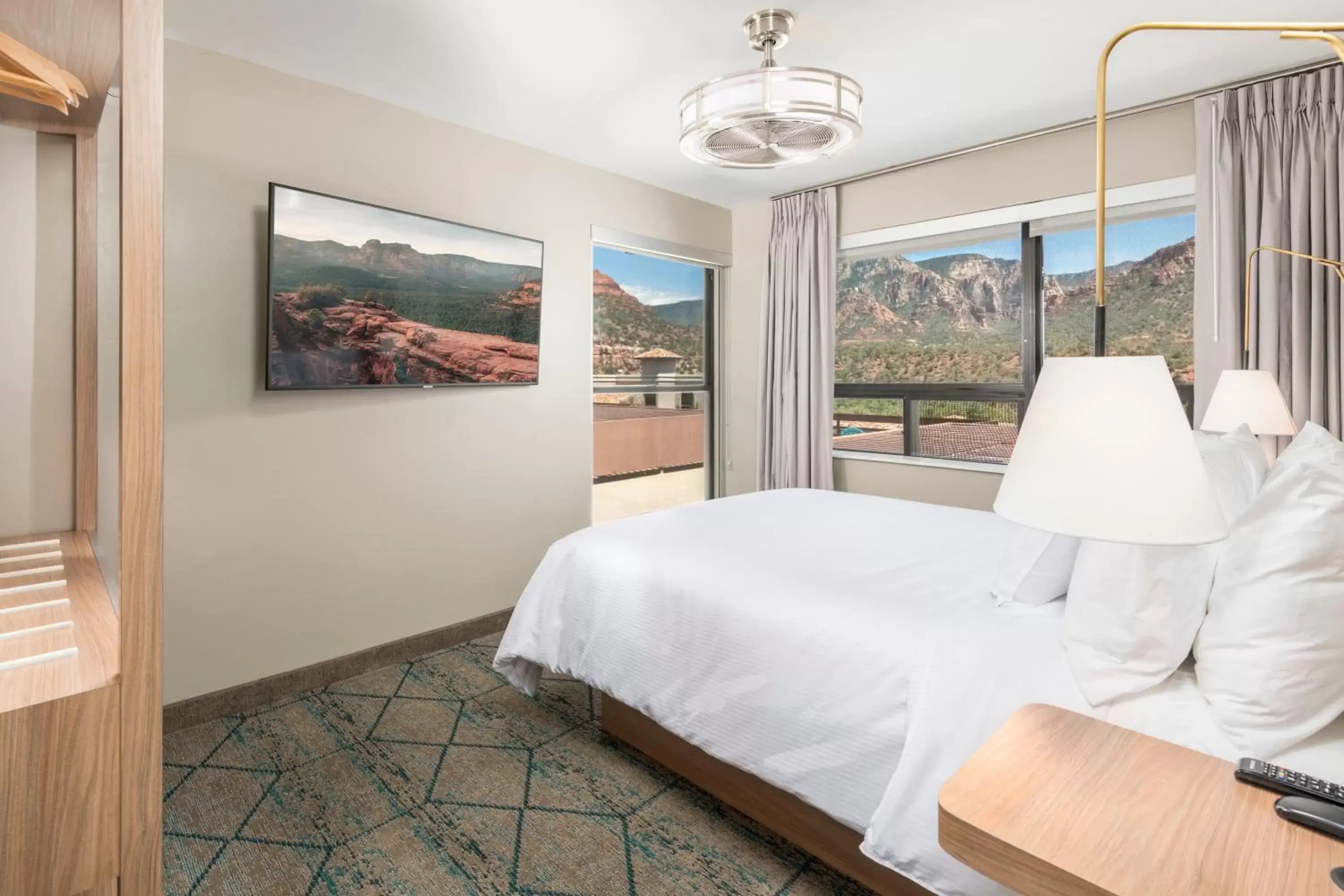 Bedroom, Room Photo in Matterhorn Inn