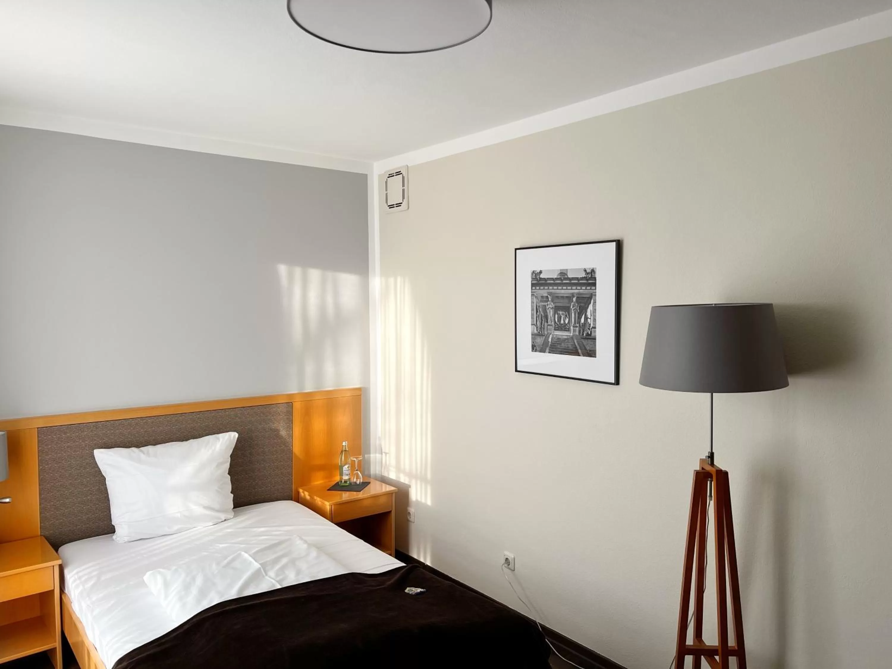 Photo of the whole room, Bed in Hotel Prinz