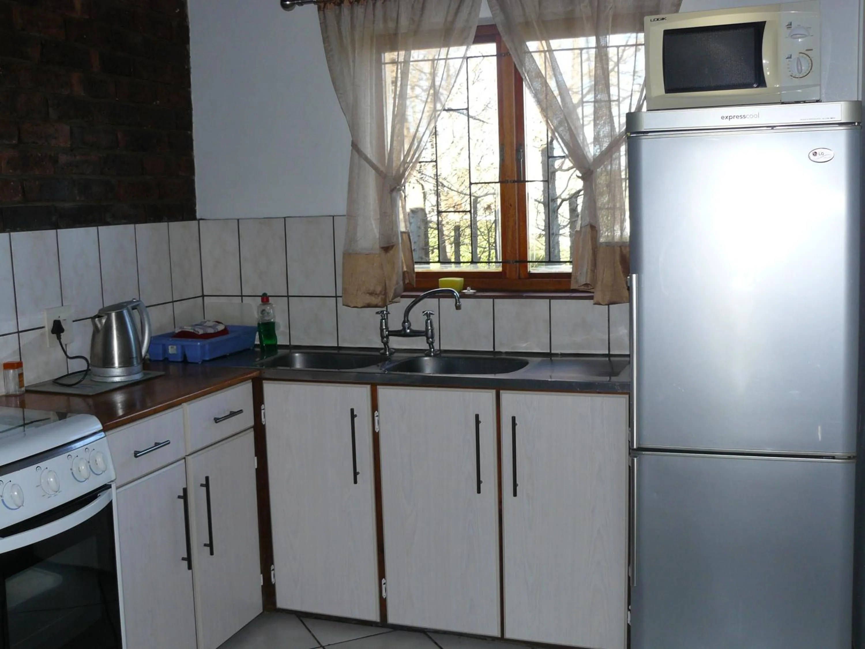 Day in Salt River Lodge