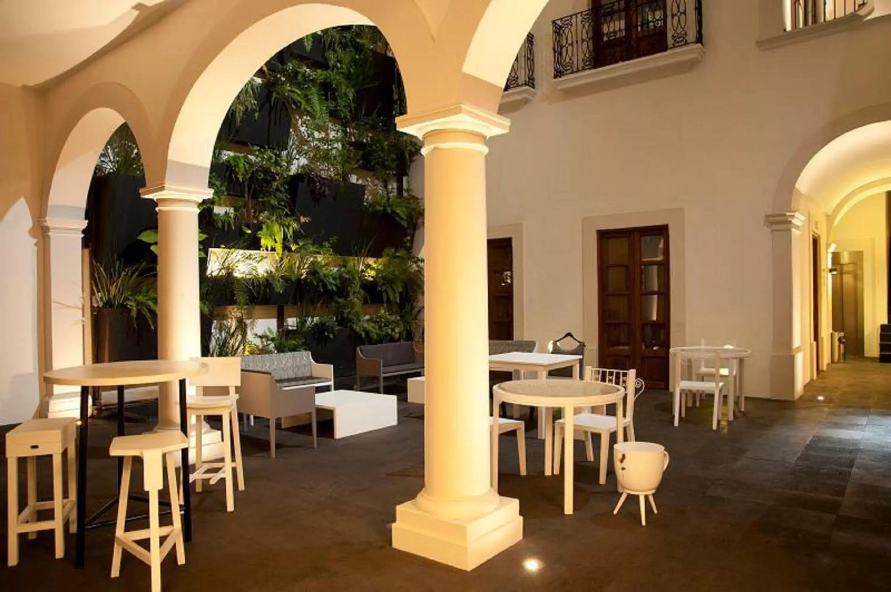 Patio, Restaurant/Places to Eat in Del Carmen Concept Hotel Boutique by Chai