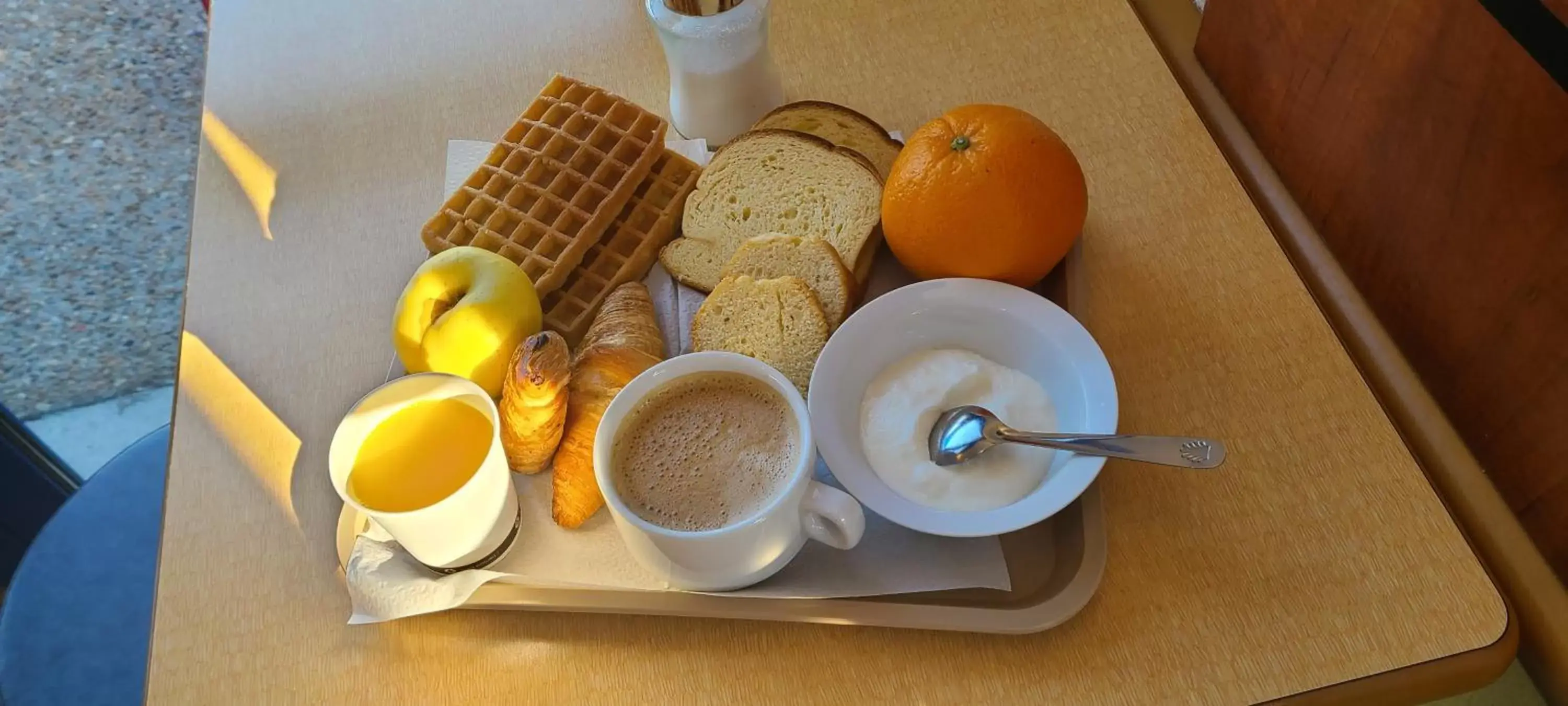 Breakfast in ibis budget Meung sur Loire