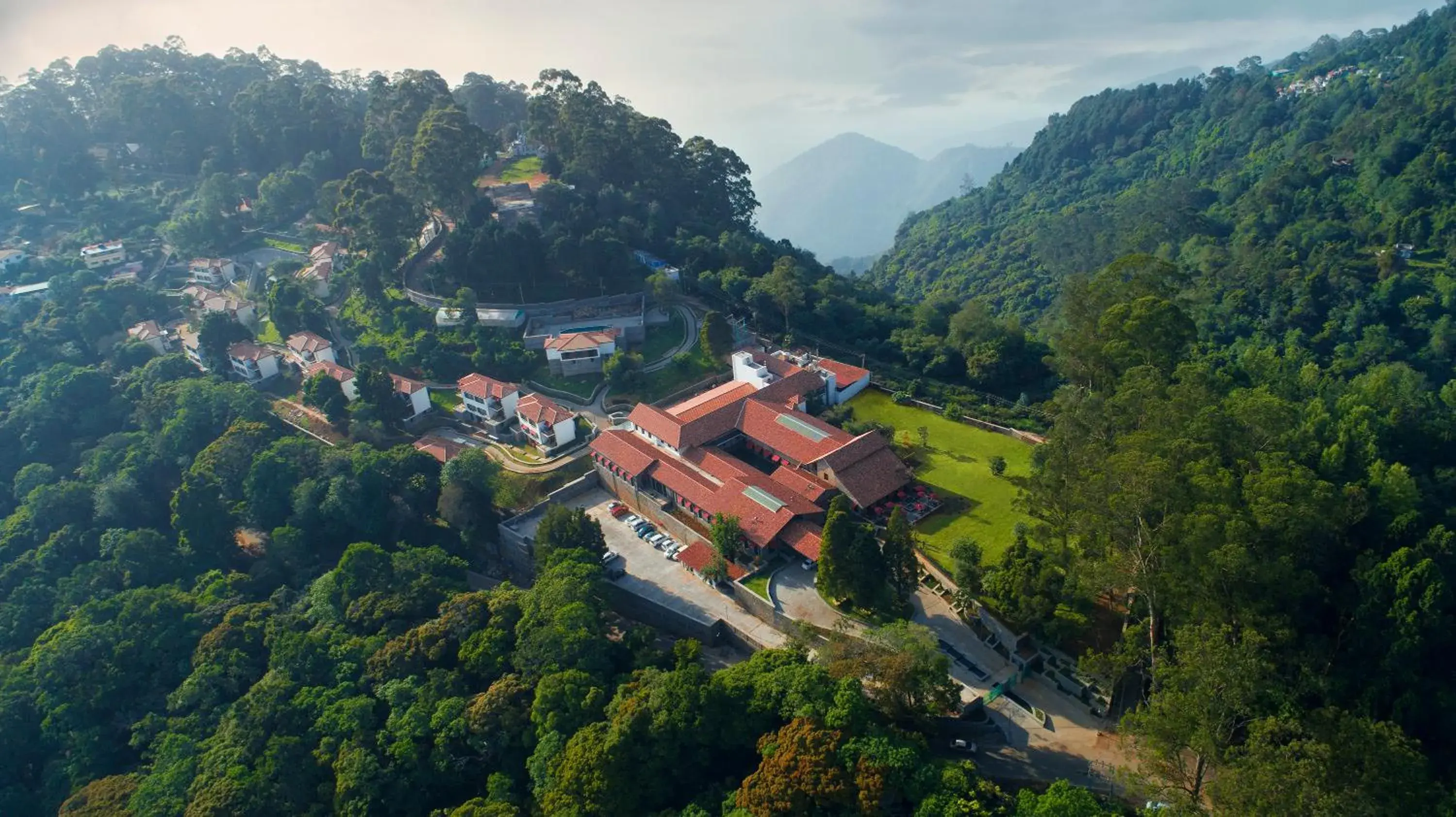 Property building, Bird's-eye View in The Tamara Kodai