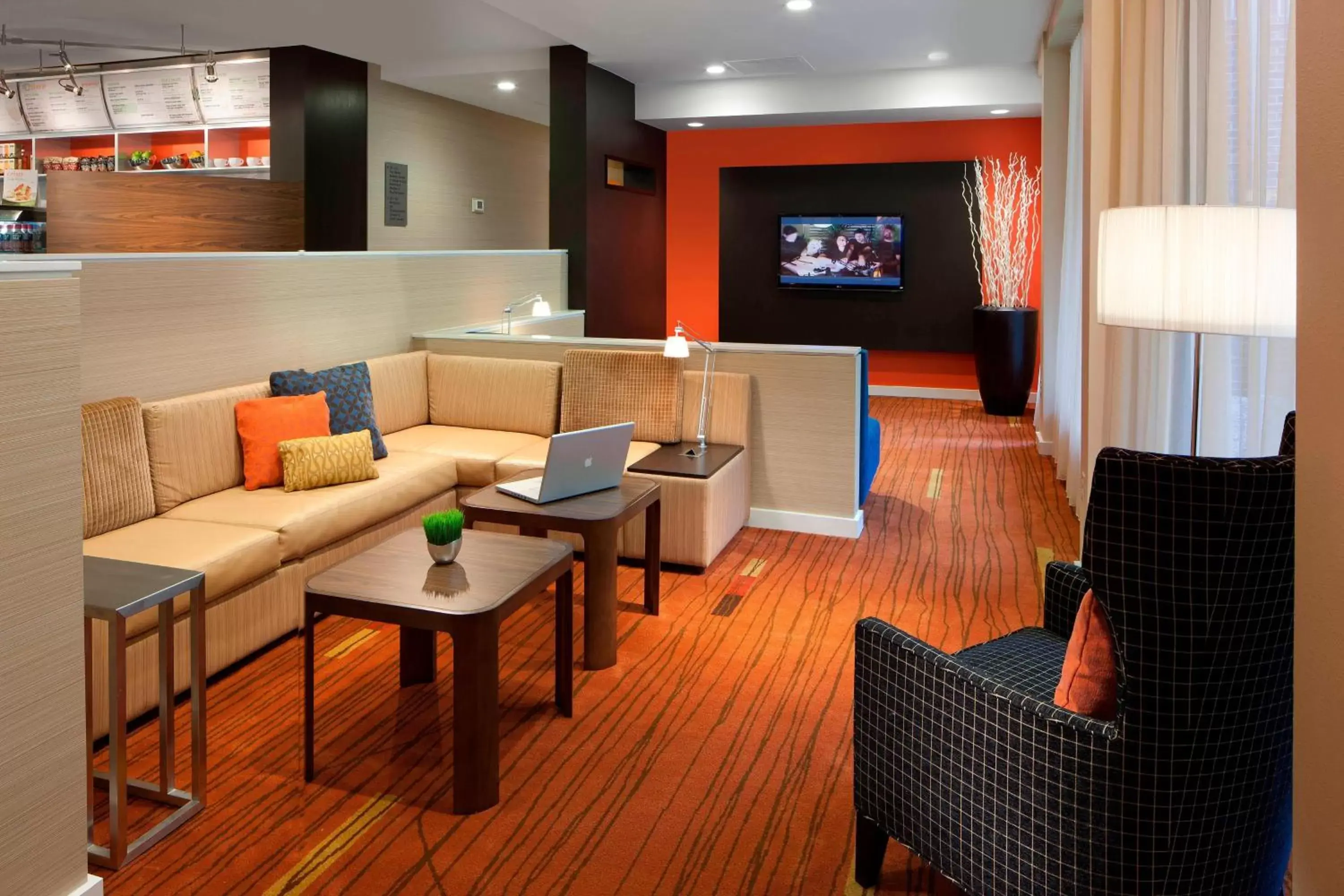 Lounge or bar, Lounge/Bar in Courtyard by Marriott Fort Lauderdale Plantation