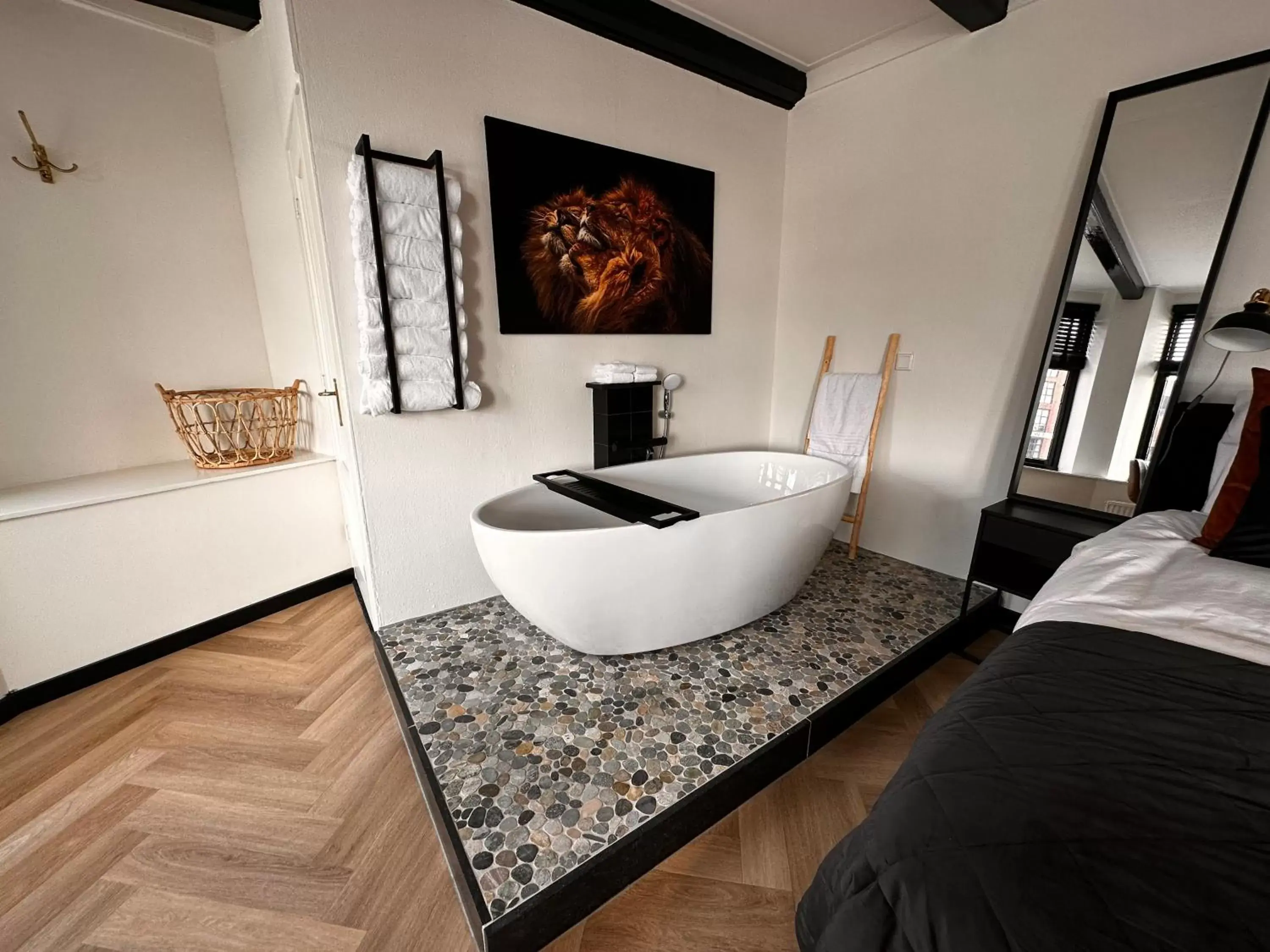 Bathroom in Borrel & Bed Onder zeil