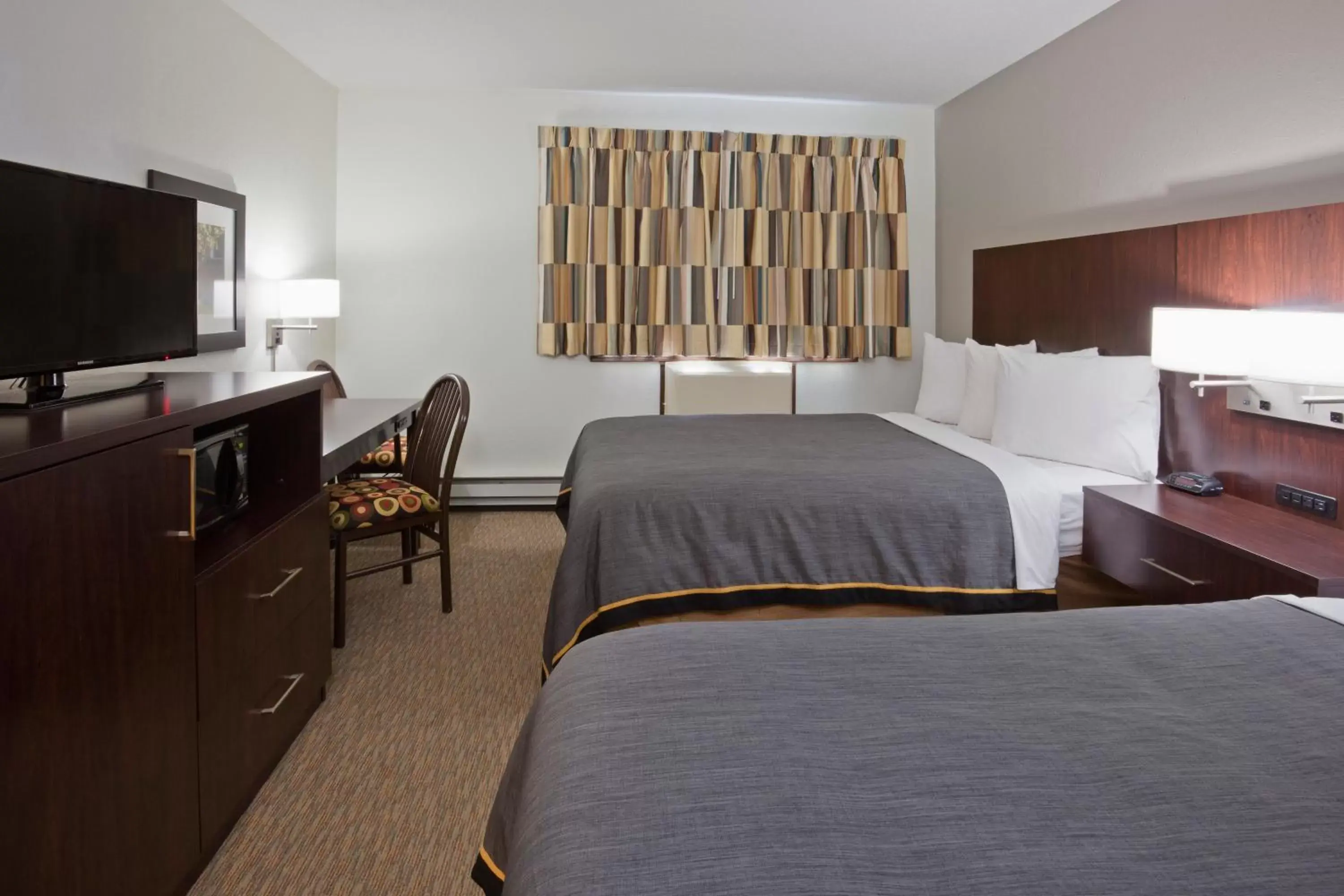 Bedroom, Bed in Fargo Inn and Suites