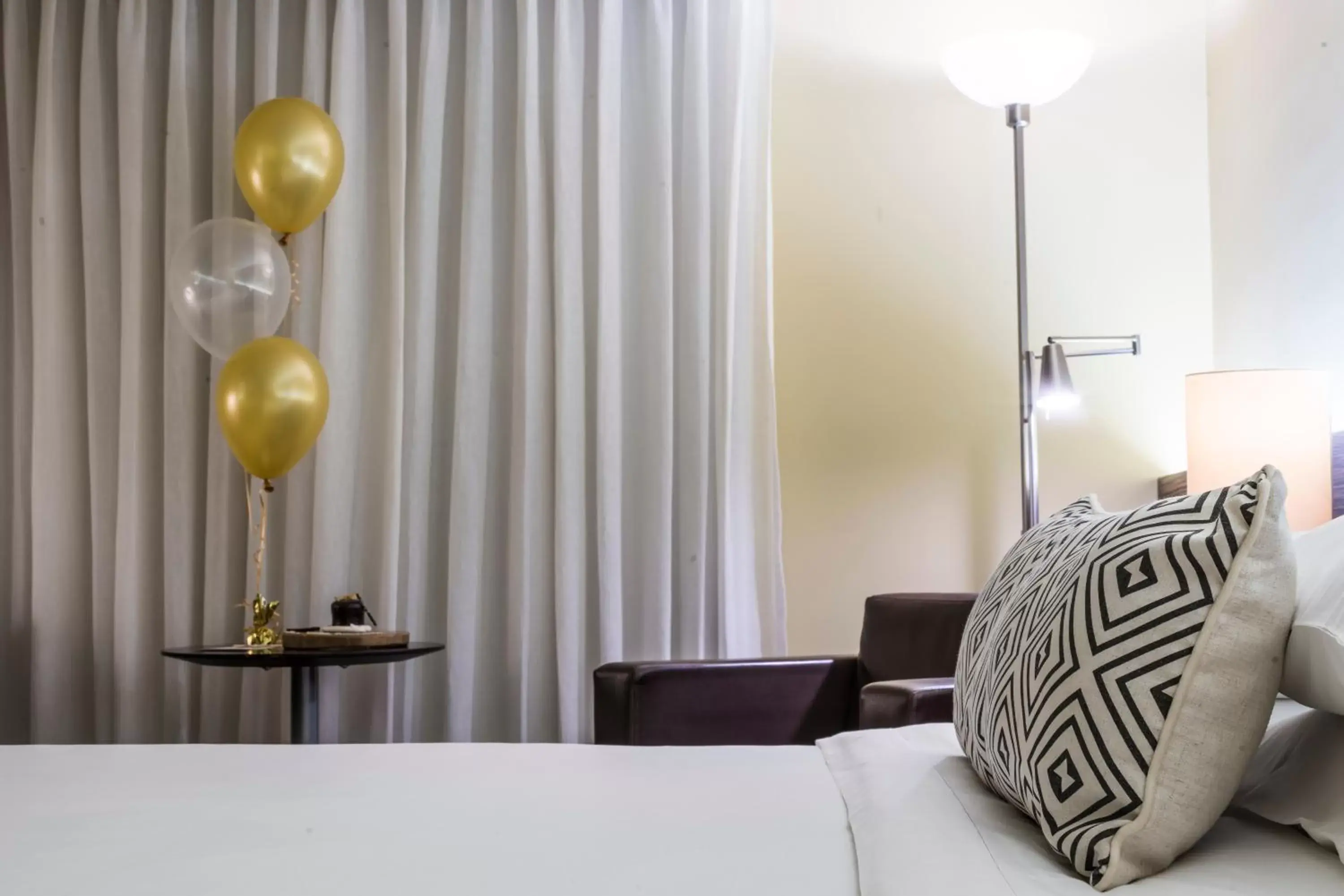 Bedroom, Seating Area in Movich Hotel de Pereira