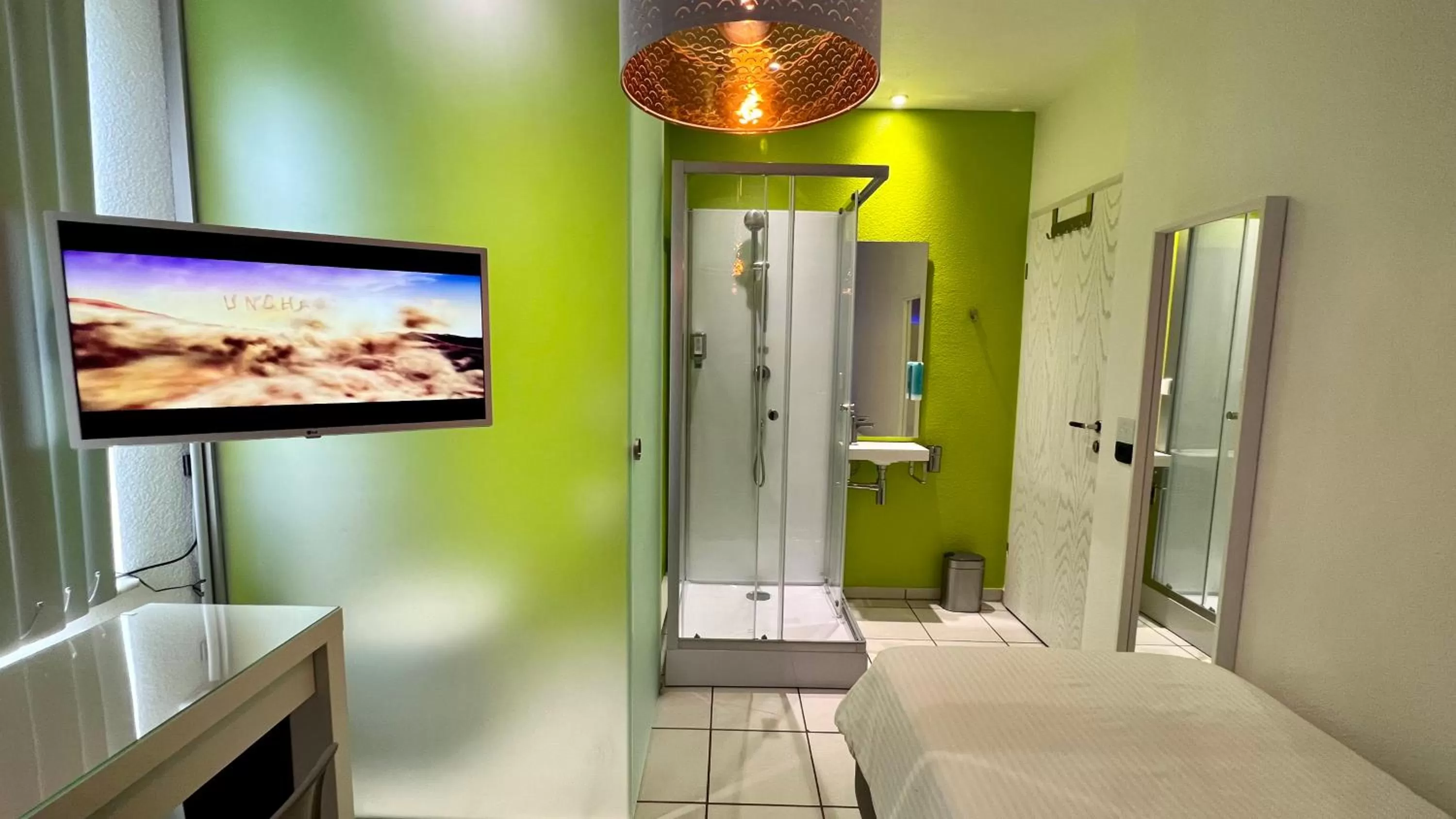 Open Air Bath in smart&beautiful Guesthouse