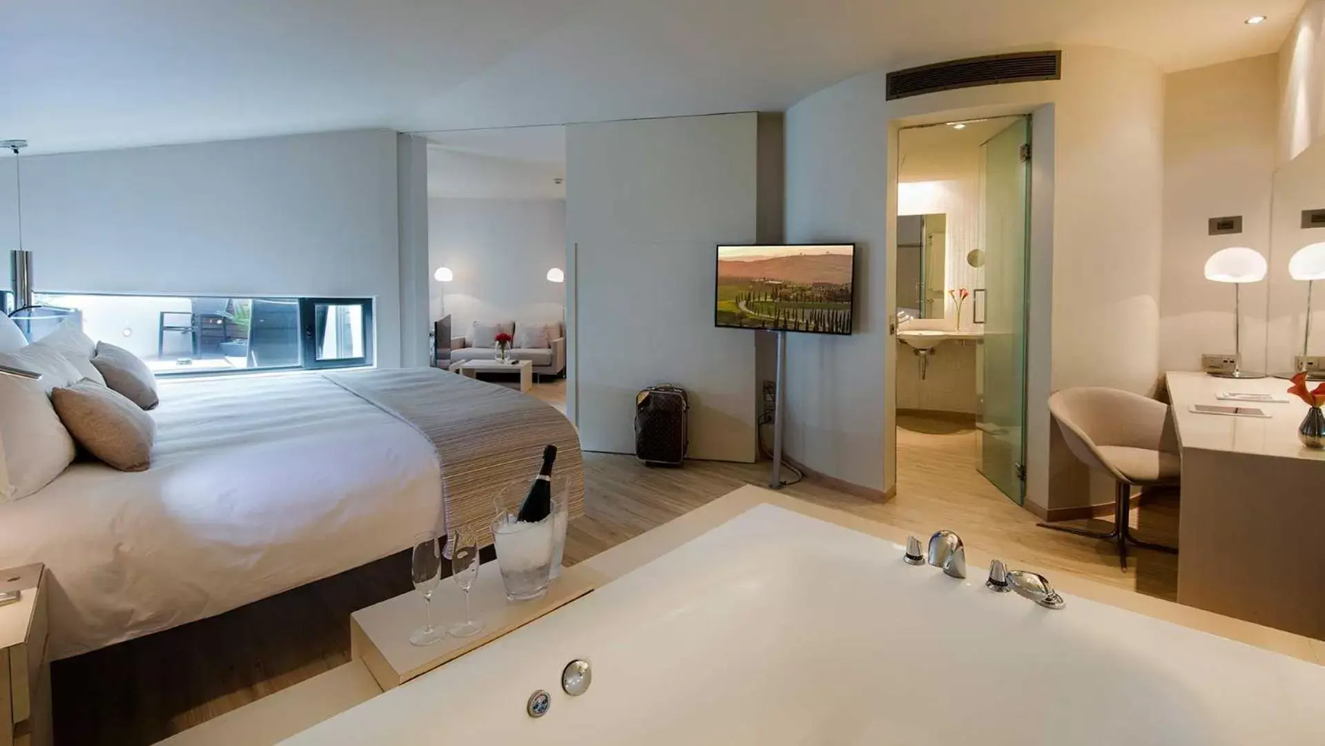 Bed, Bathroom in Cram Hotel