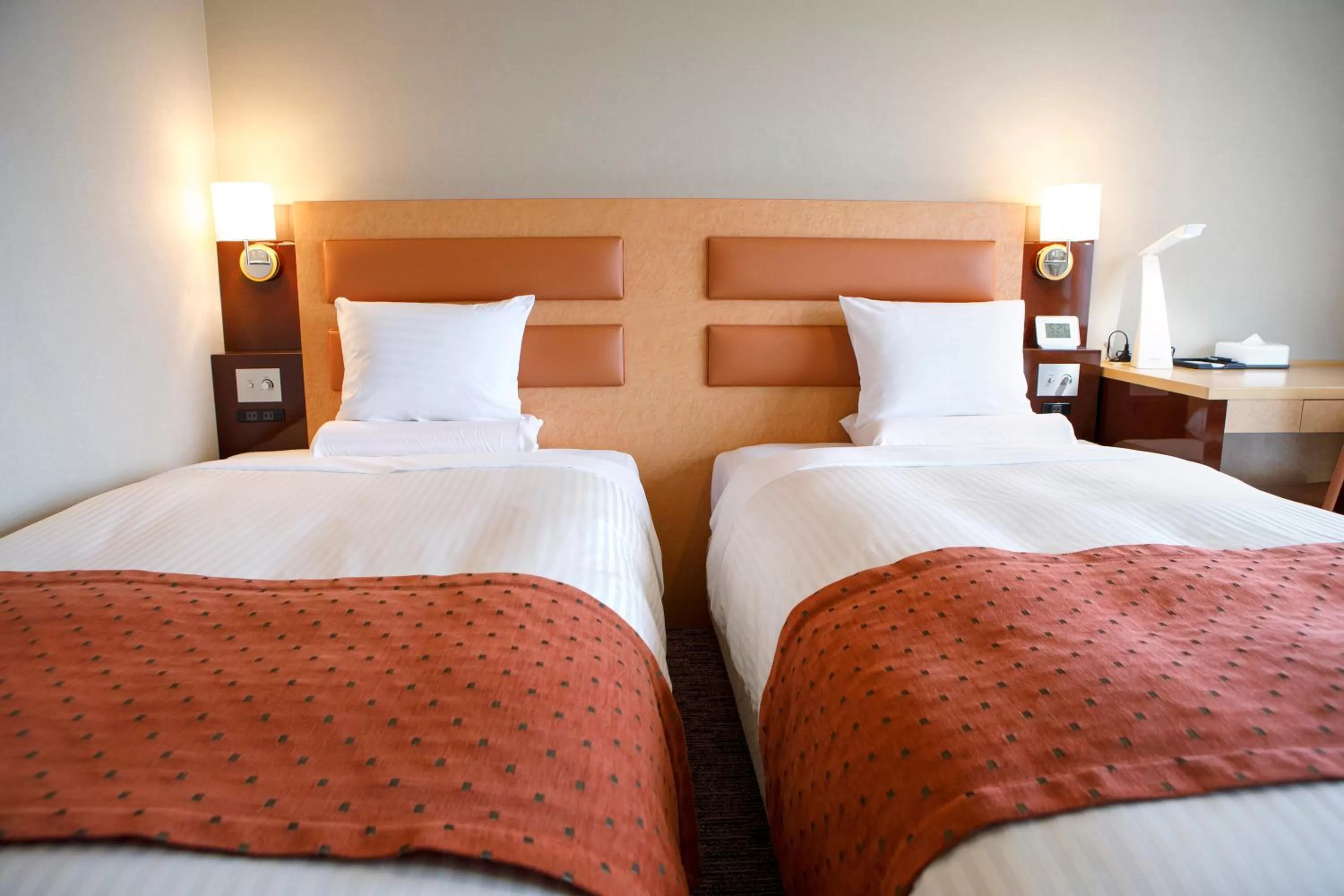 Bed in HOTEL MYSTAYS Hakodate Goryokaku