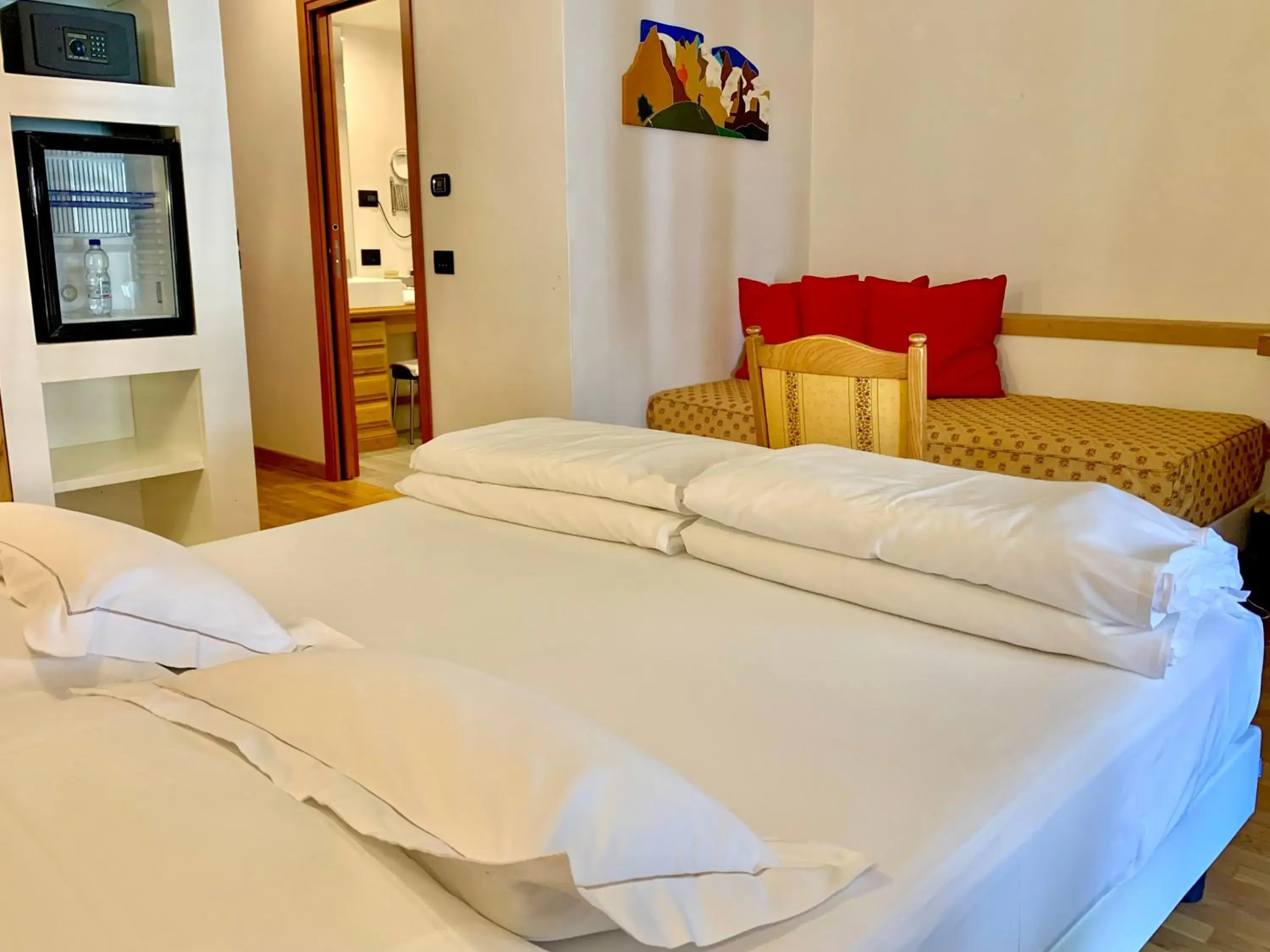 Bed in Hotel Berthod